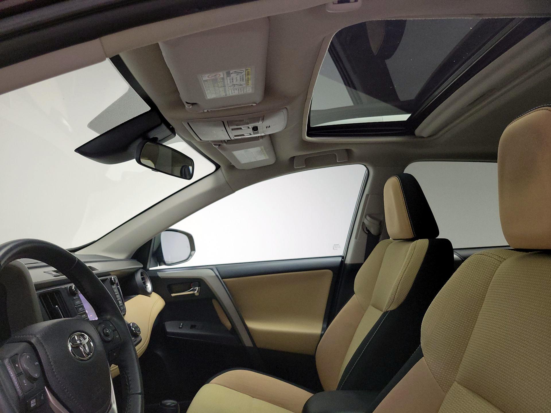 Thumbnail: 2017 Toyota RAV4 - 19