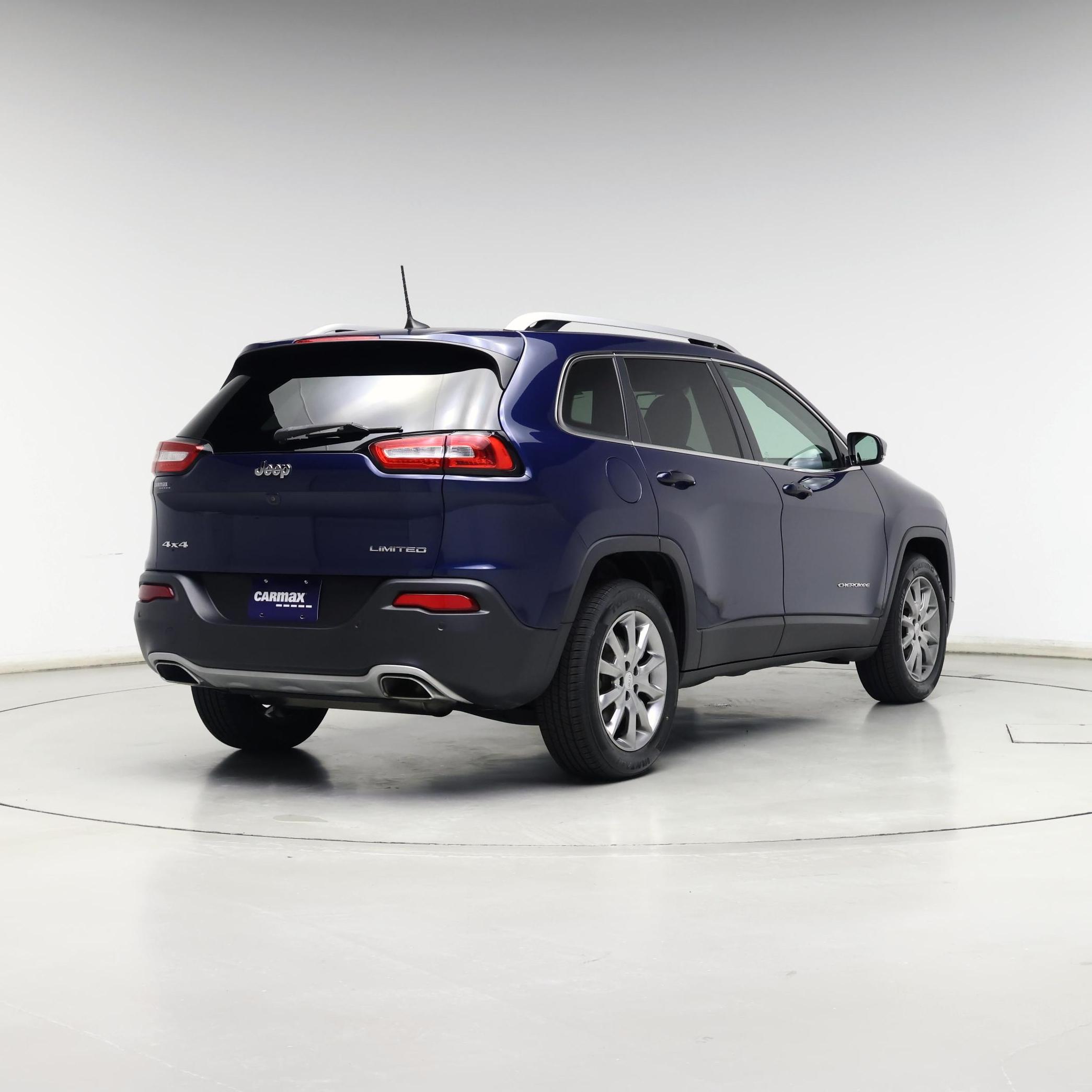 Thumbnail: 2018 Jeep Cherokee - 8