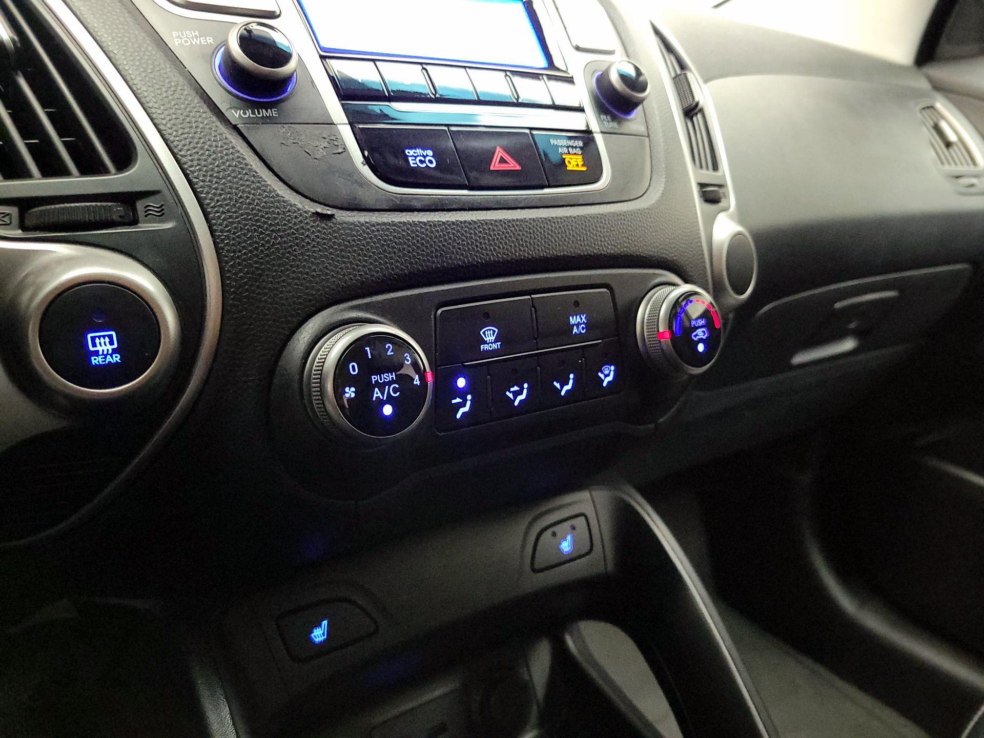 Thumbnail: 2013 Hyundai Tucson - 15