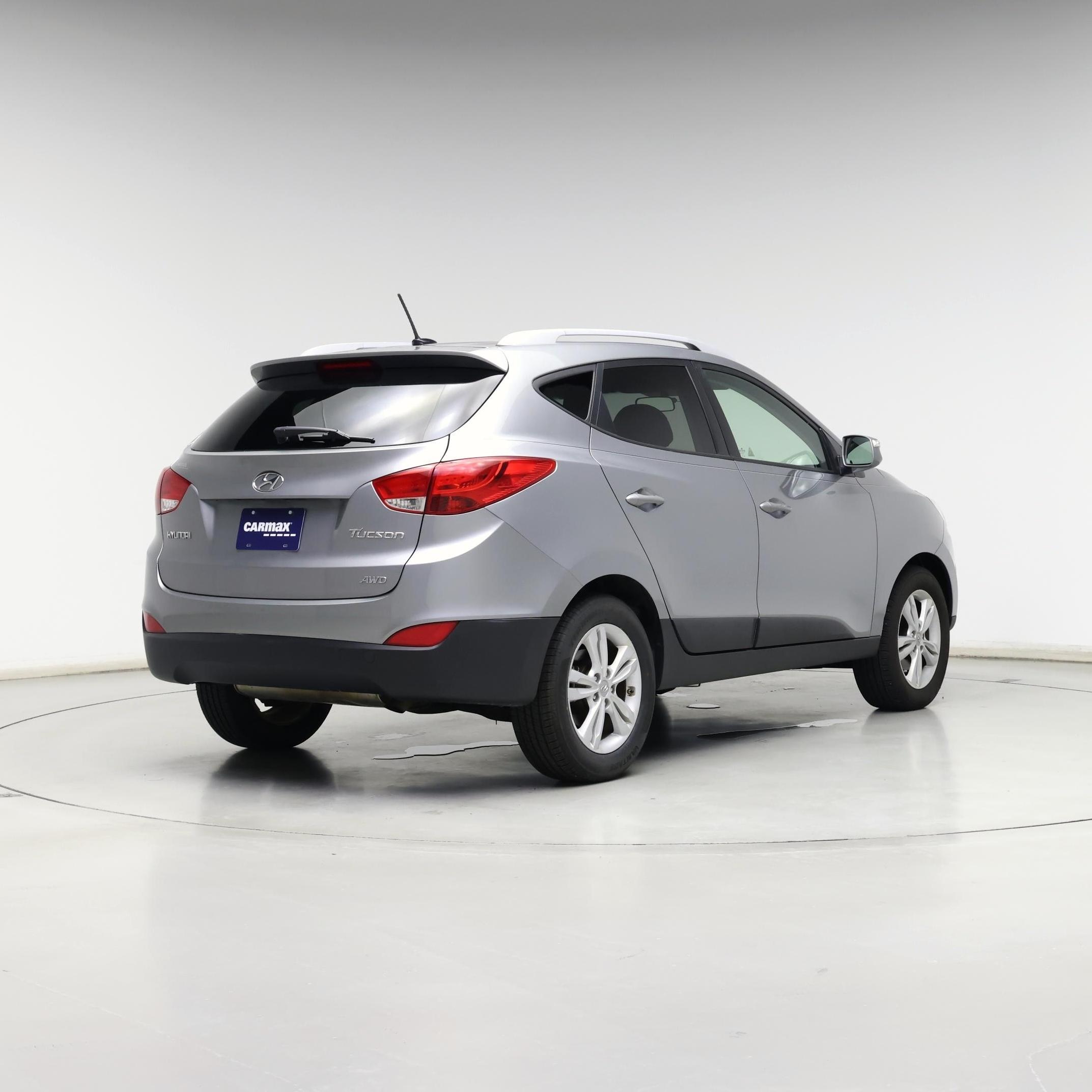 Thumbnail: 2013 Hyundai Tucson - 8