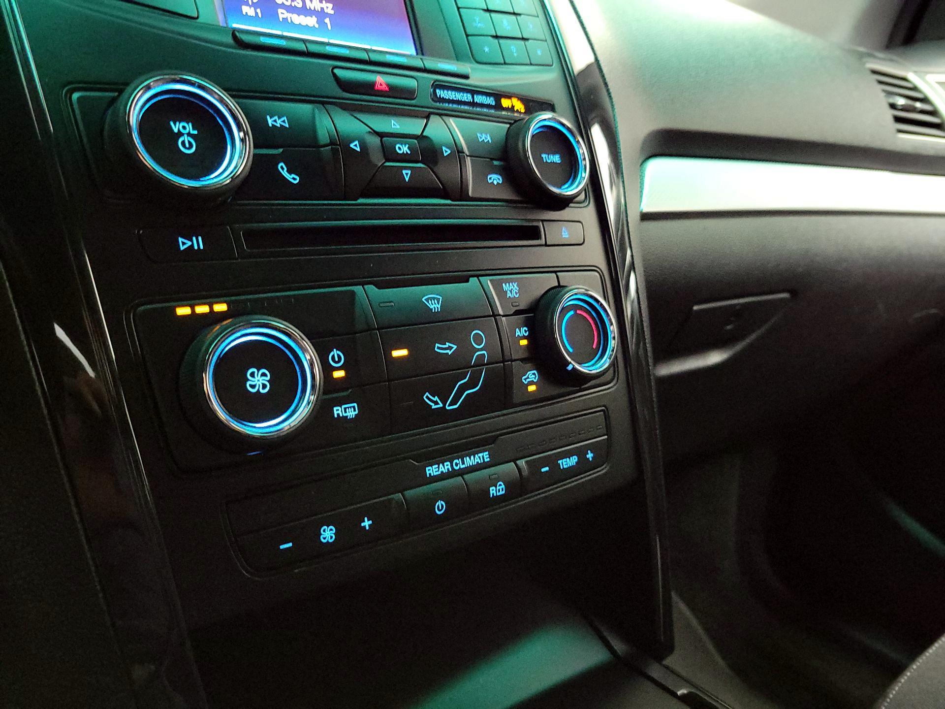 Thumbnail: 2017 Ford Explorer - 16