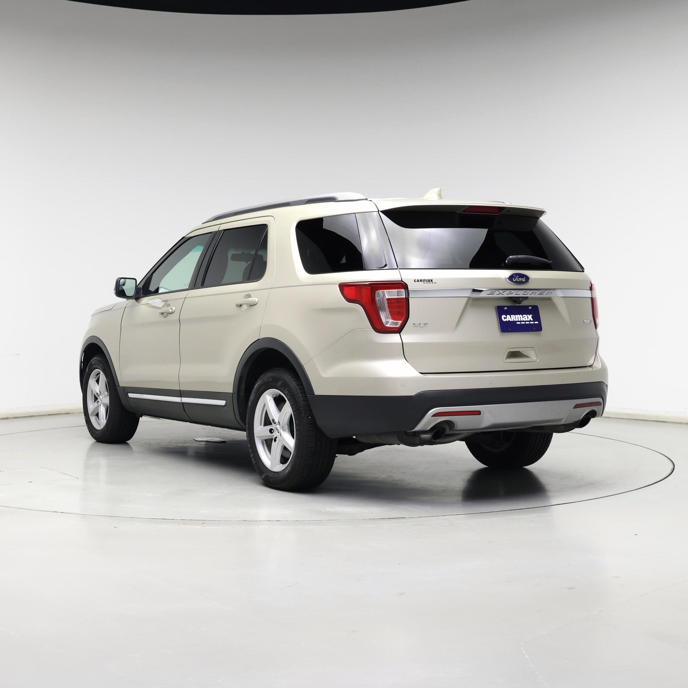 Thumbnail: 2017 Ford Explorer - 2