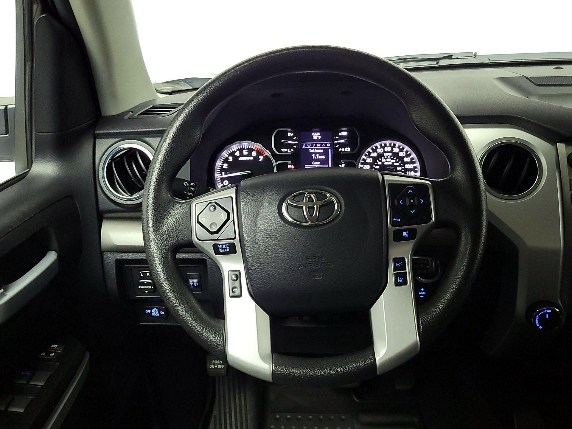 Thumbnail: 2020 Toyota Tundra - 10