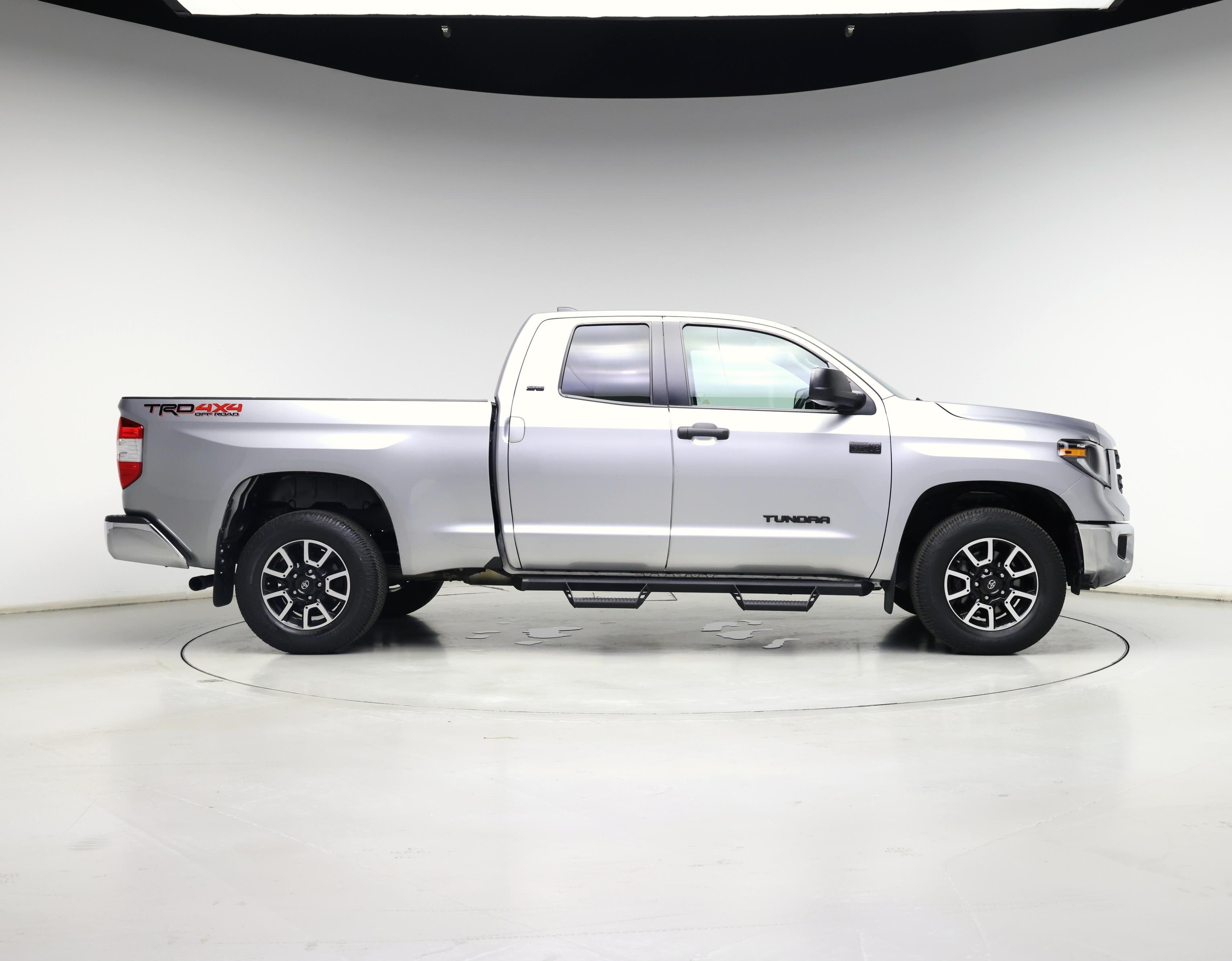 Thumbnail: 2020 Toyota Tundra - 7