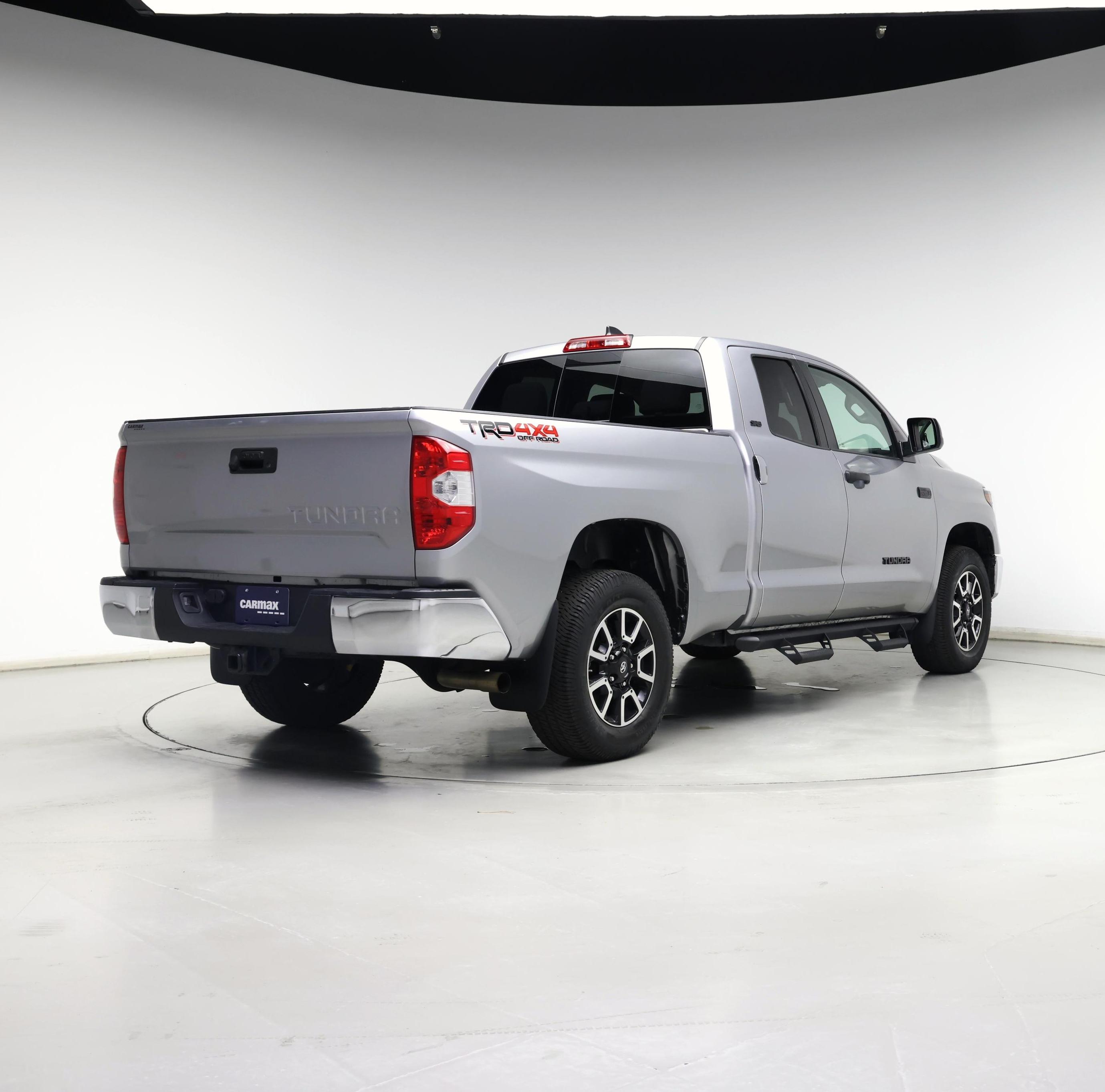 Thumbnail: 2020 Toyota Tundra - 8