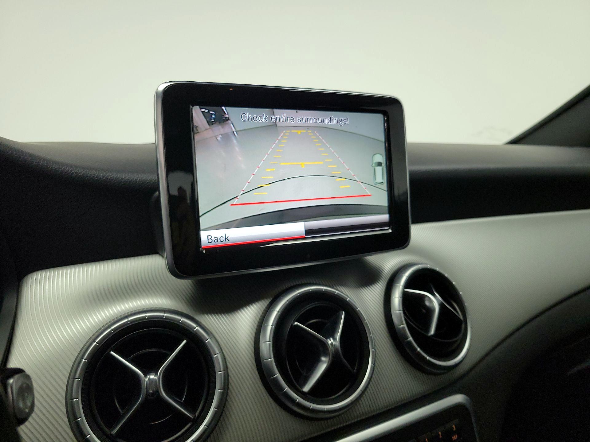 Thumbnail: 2014 Mercedes-Benz CLA - 15
