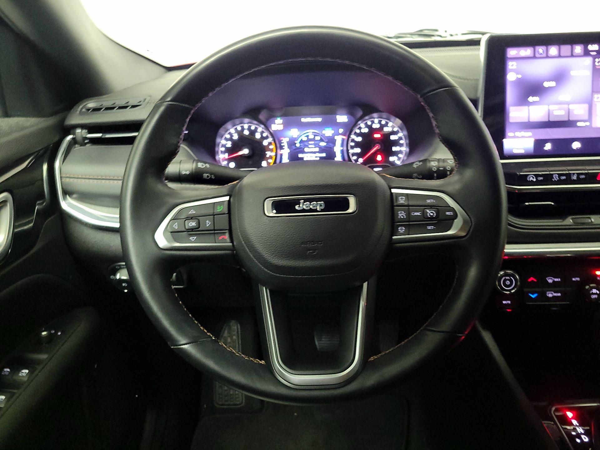 Thumbnail: 2022 Jeep Compass - 10