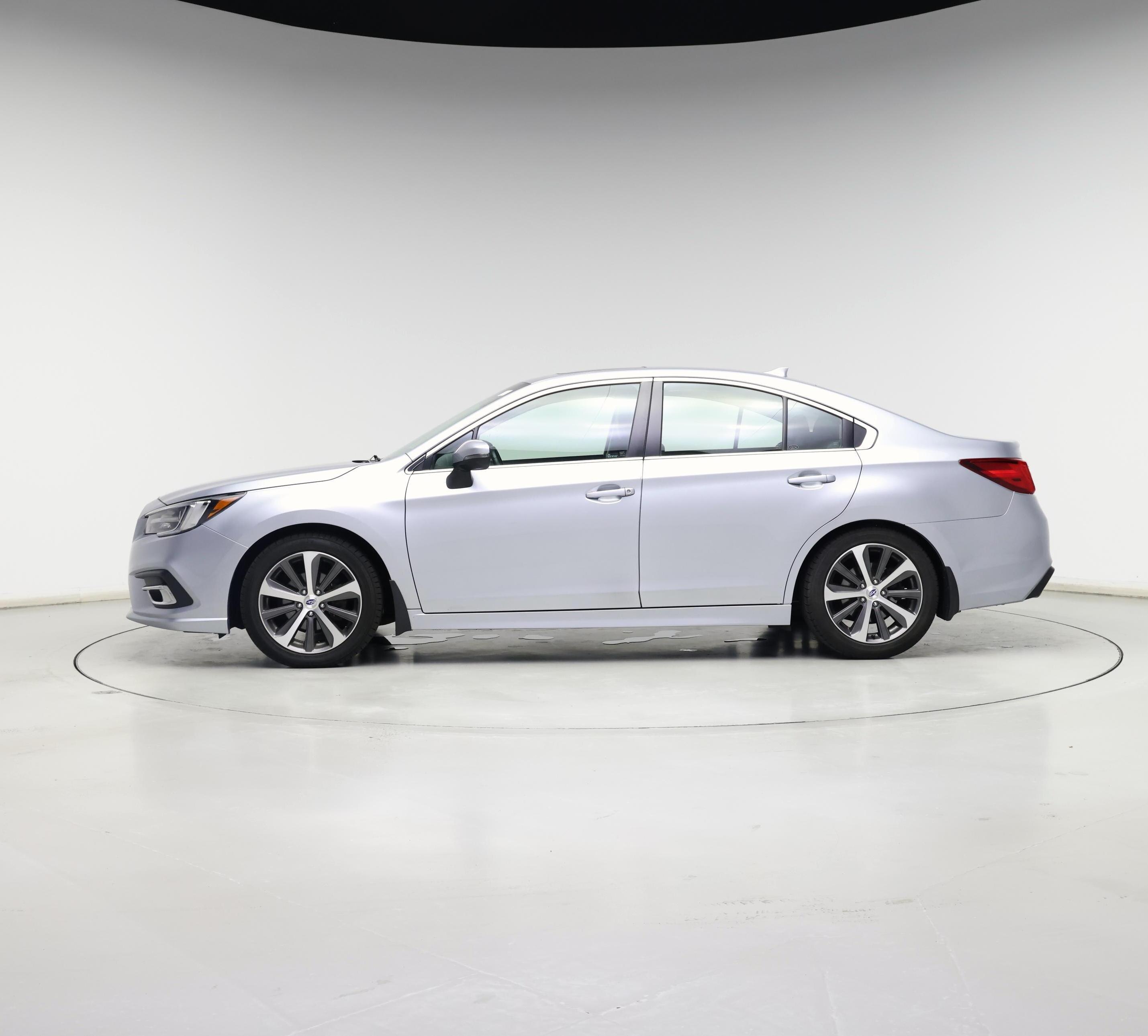 Thumbnail: 2018 Subaru Legacy - 3