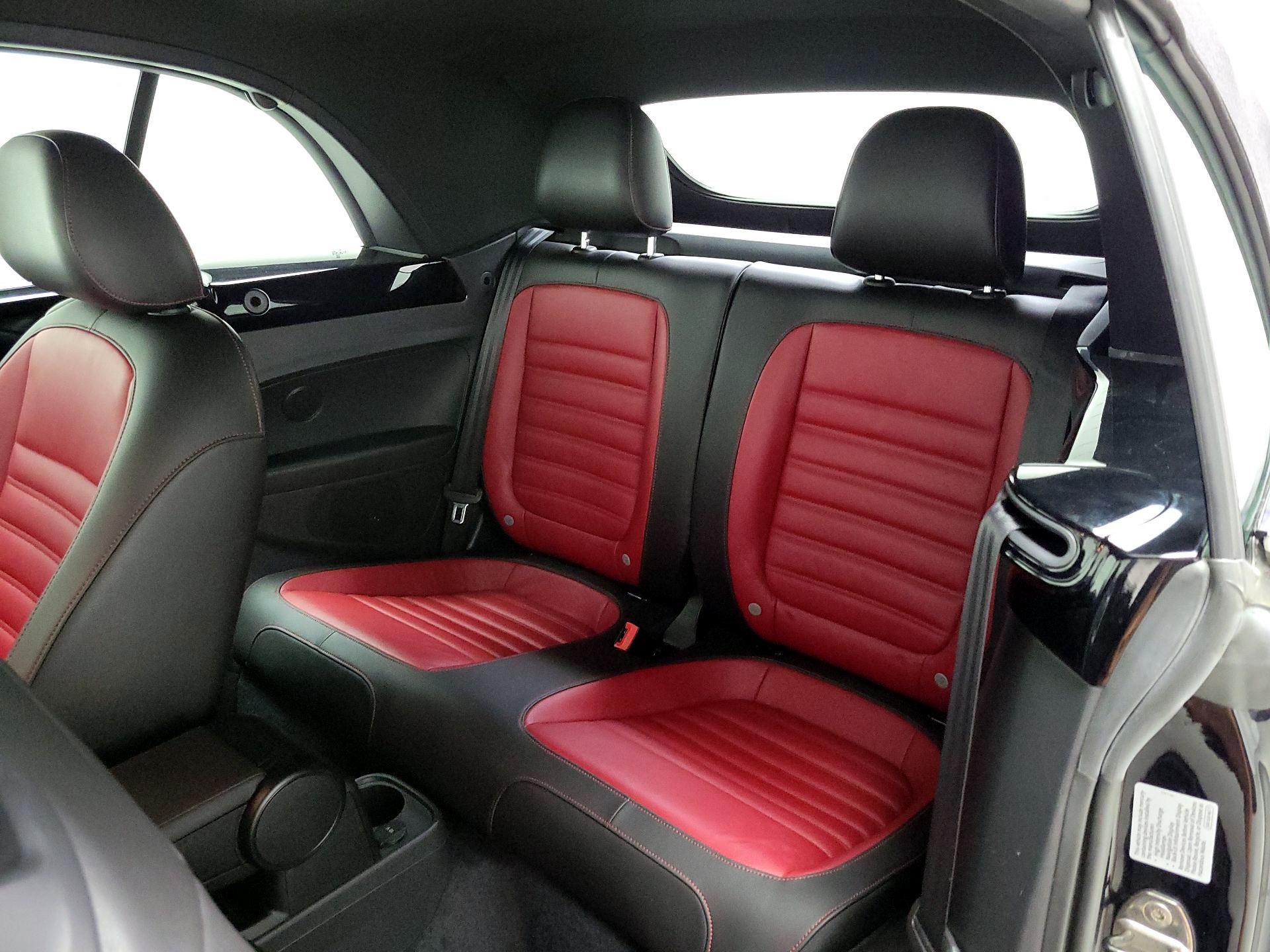 Thumbnail: 2013 Volkswagen Beetle - 18