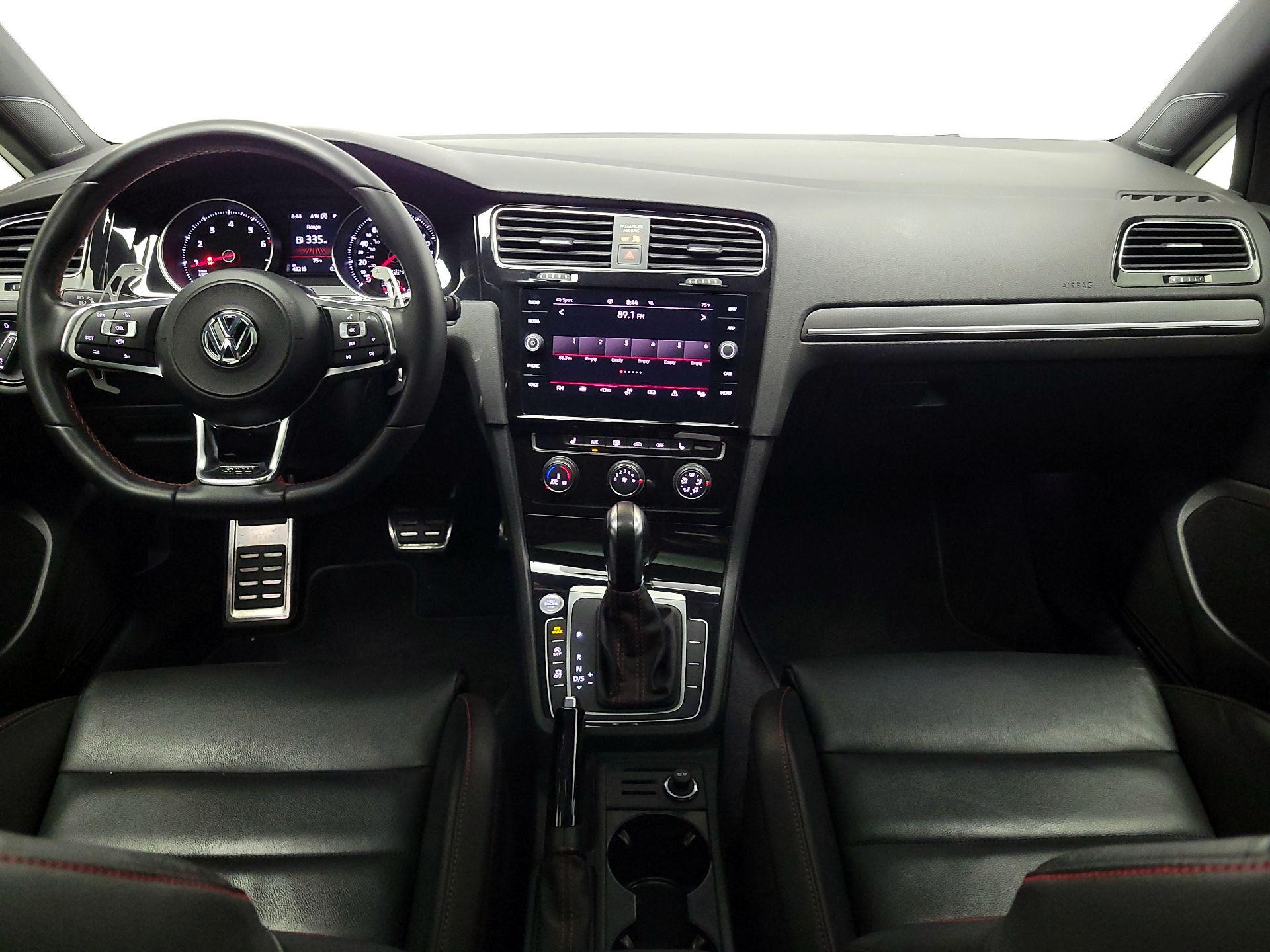 Thumbnail: 2021 Volkswagen Golf - 9