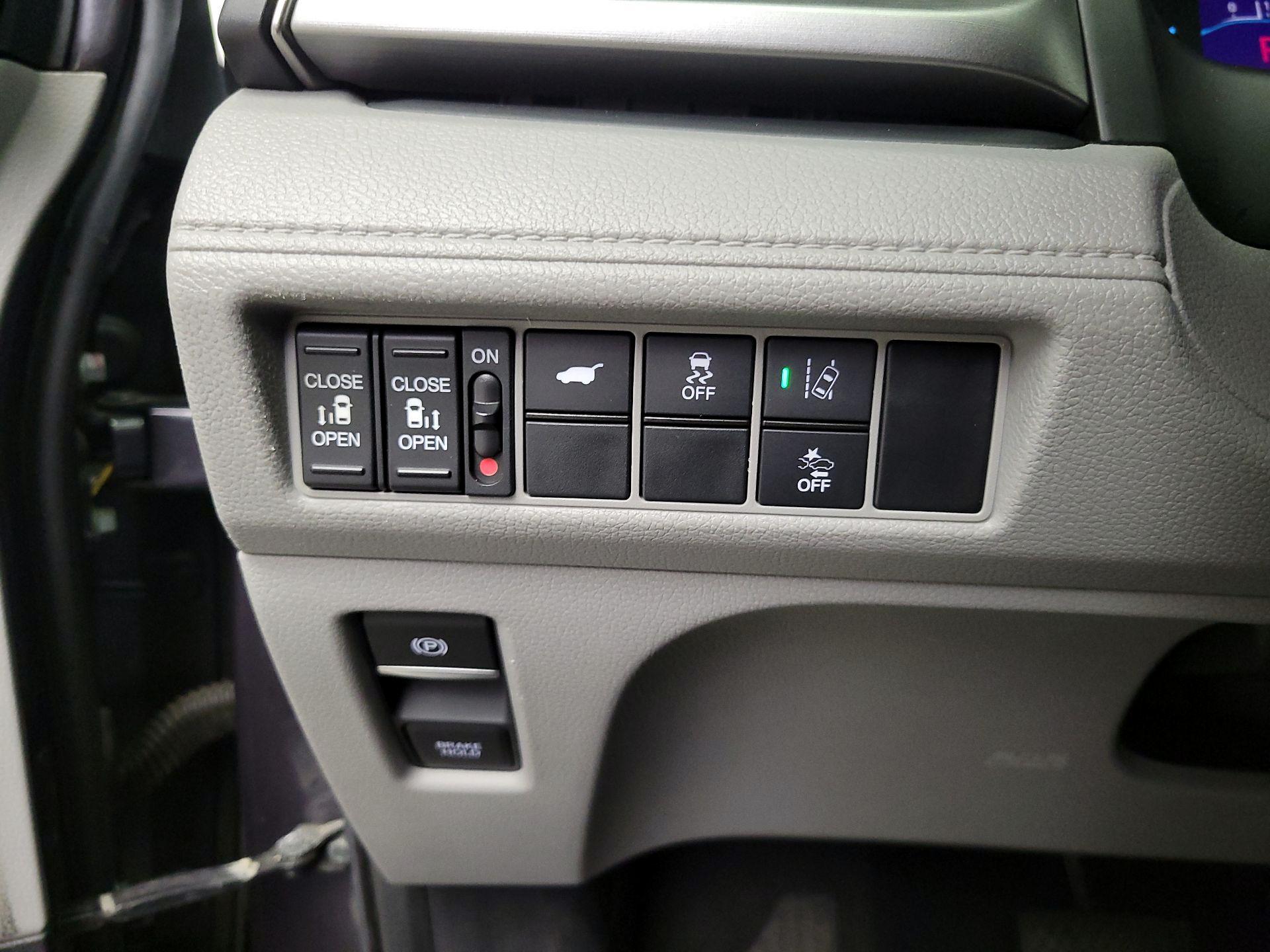 Thumbnail: 2020 Honda Odyssey - 13