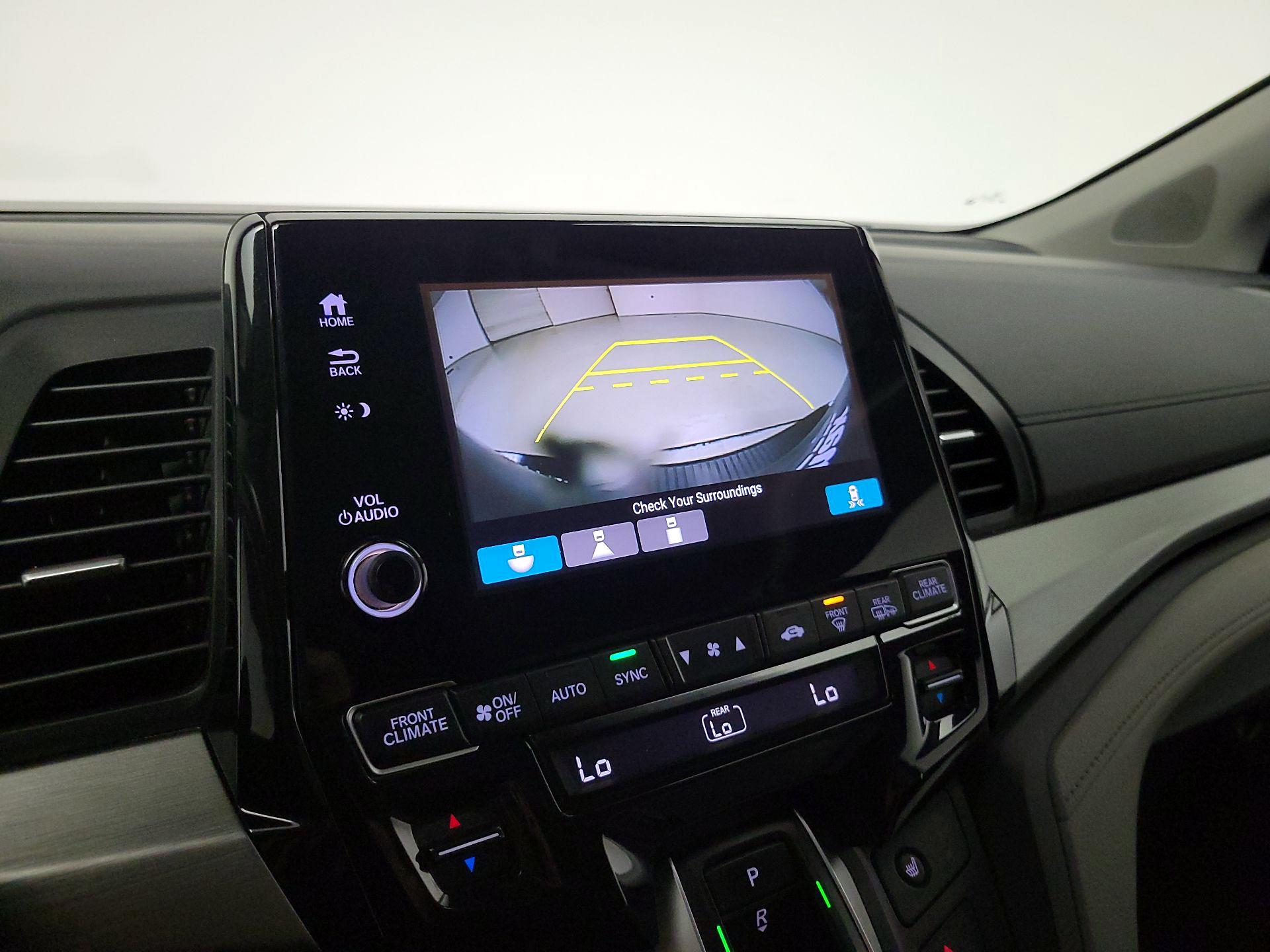 Thumbnail: 2020 Honda Odyssey - 14