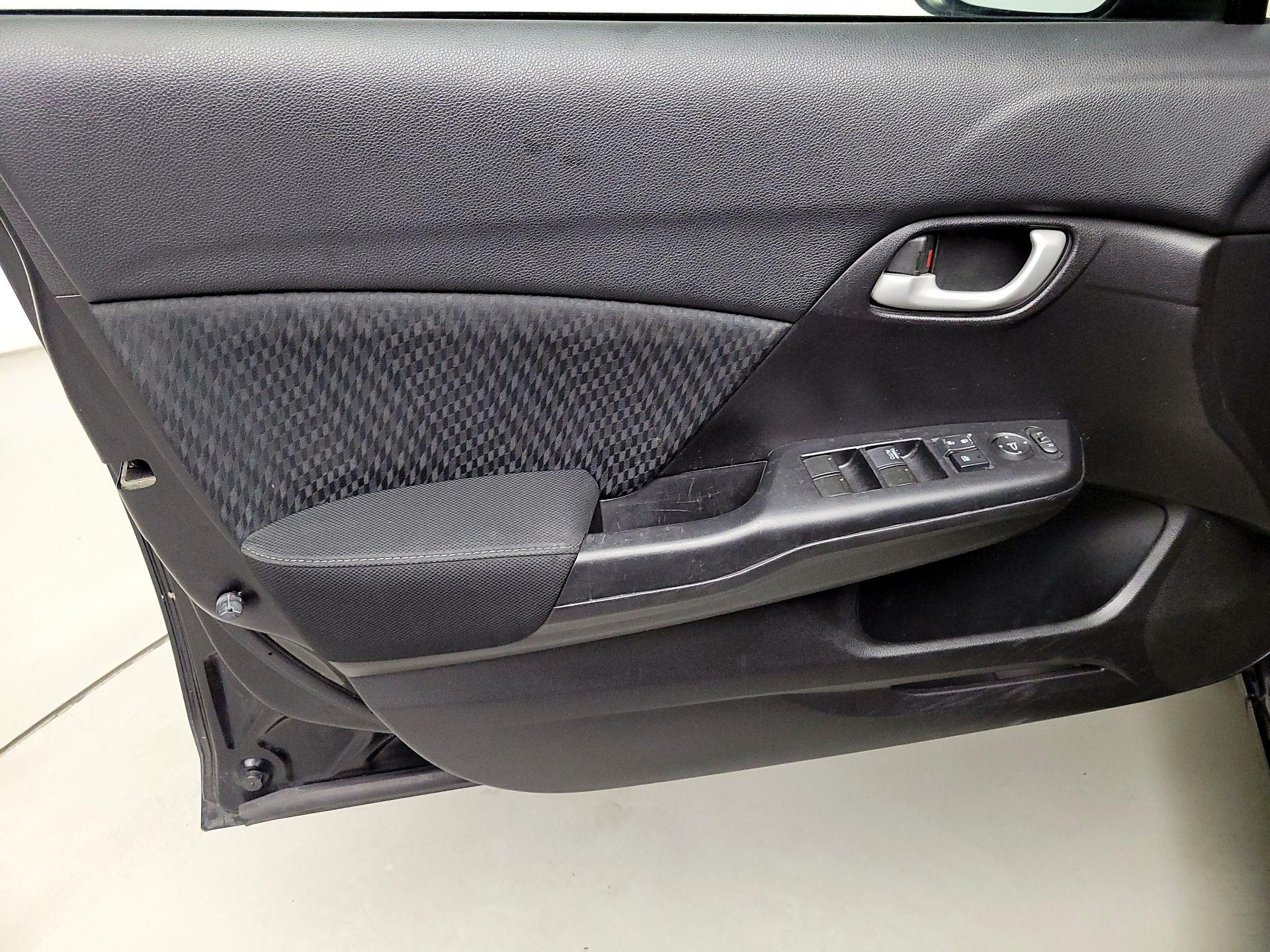 Thumbnail: 2015 Honda Civic - 12