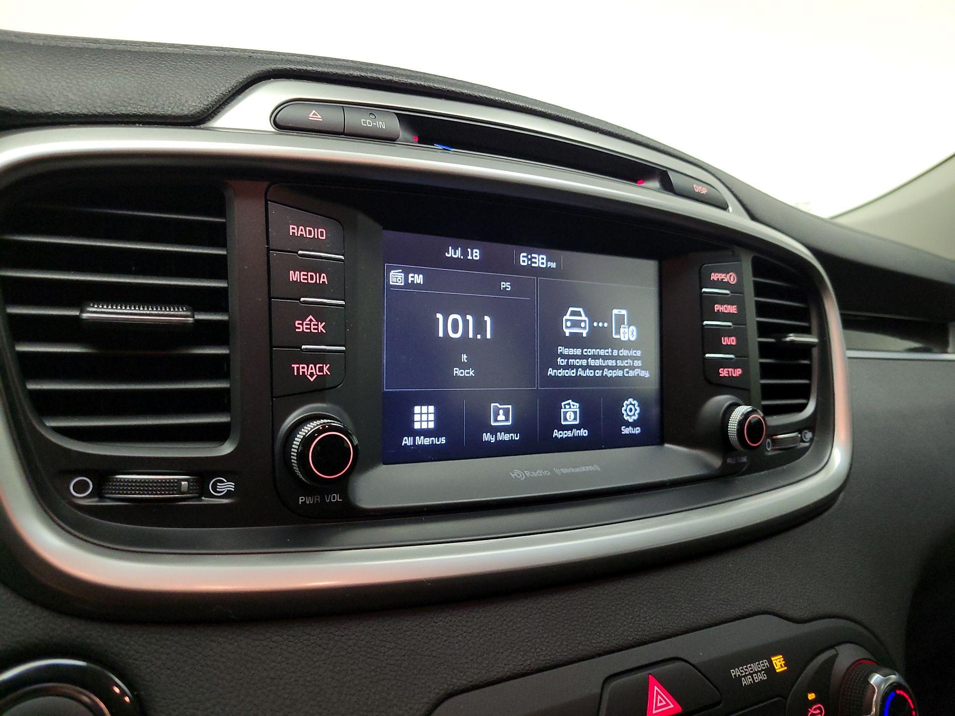 Thumbnail: 2017 Kia Sorento - 15