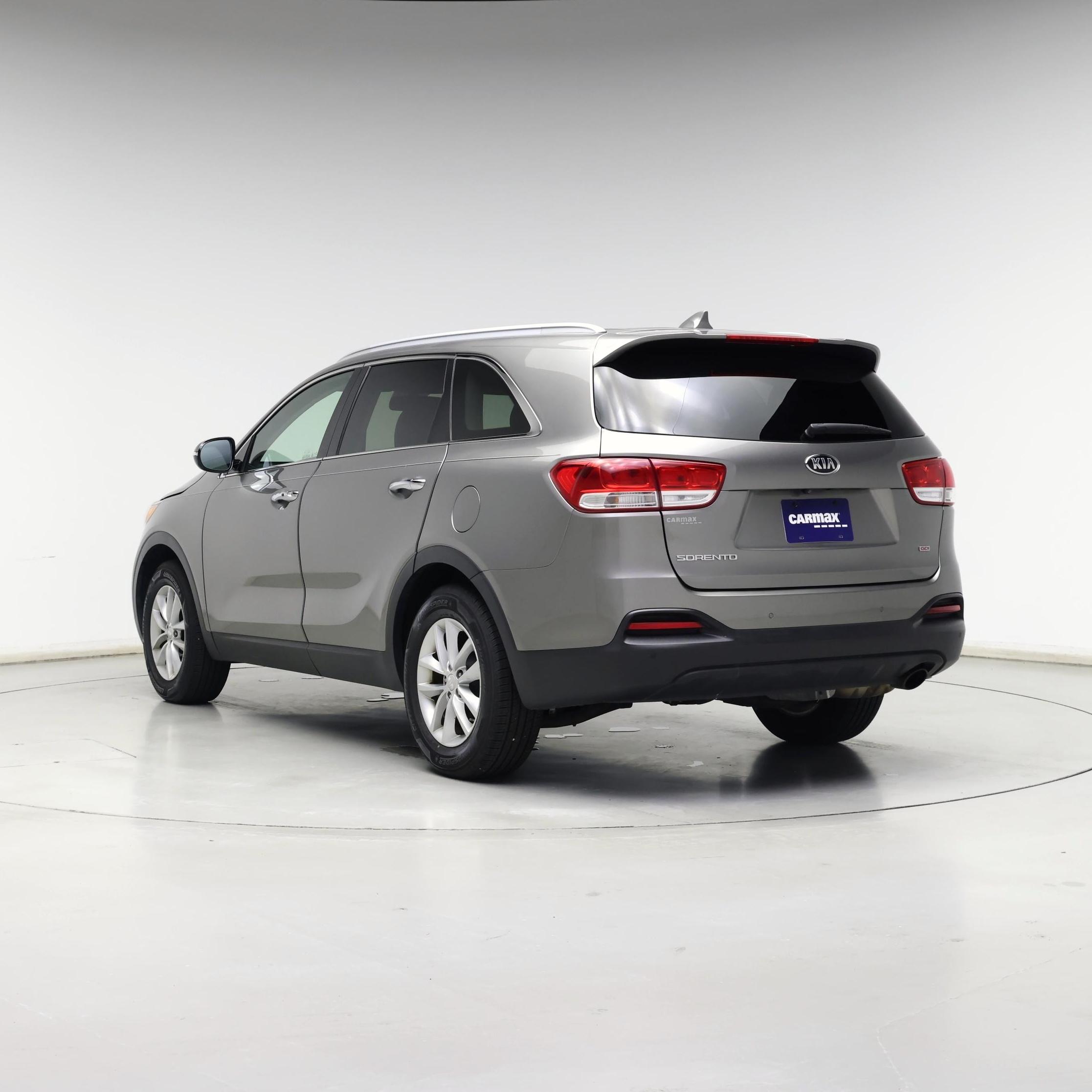 Thumbnail: 2017 Kia Sorento - 2