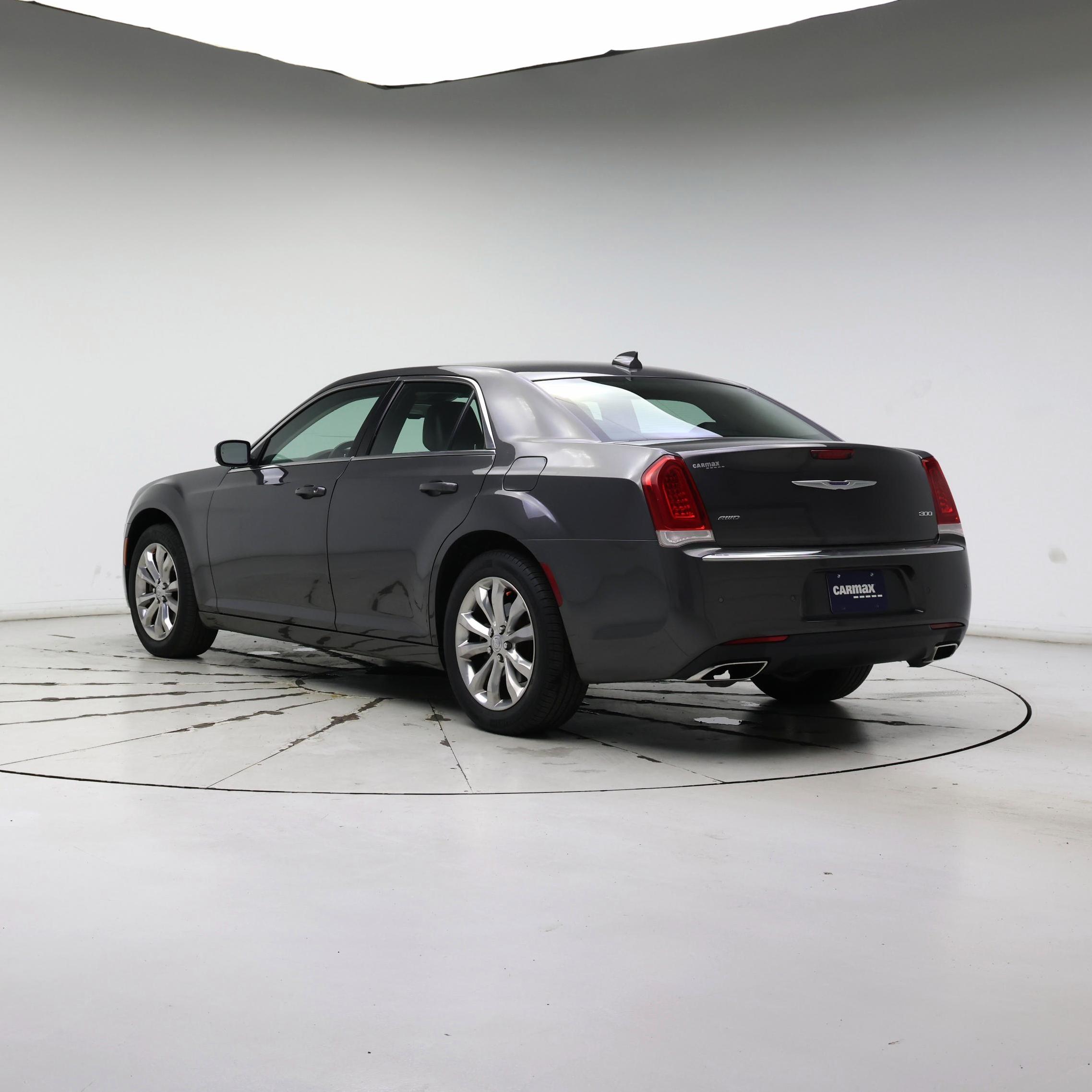 Thumbnail: 2021 Chrysler 300 - 2