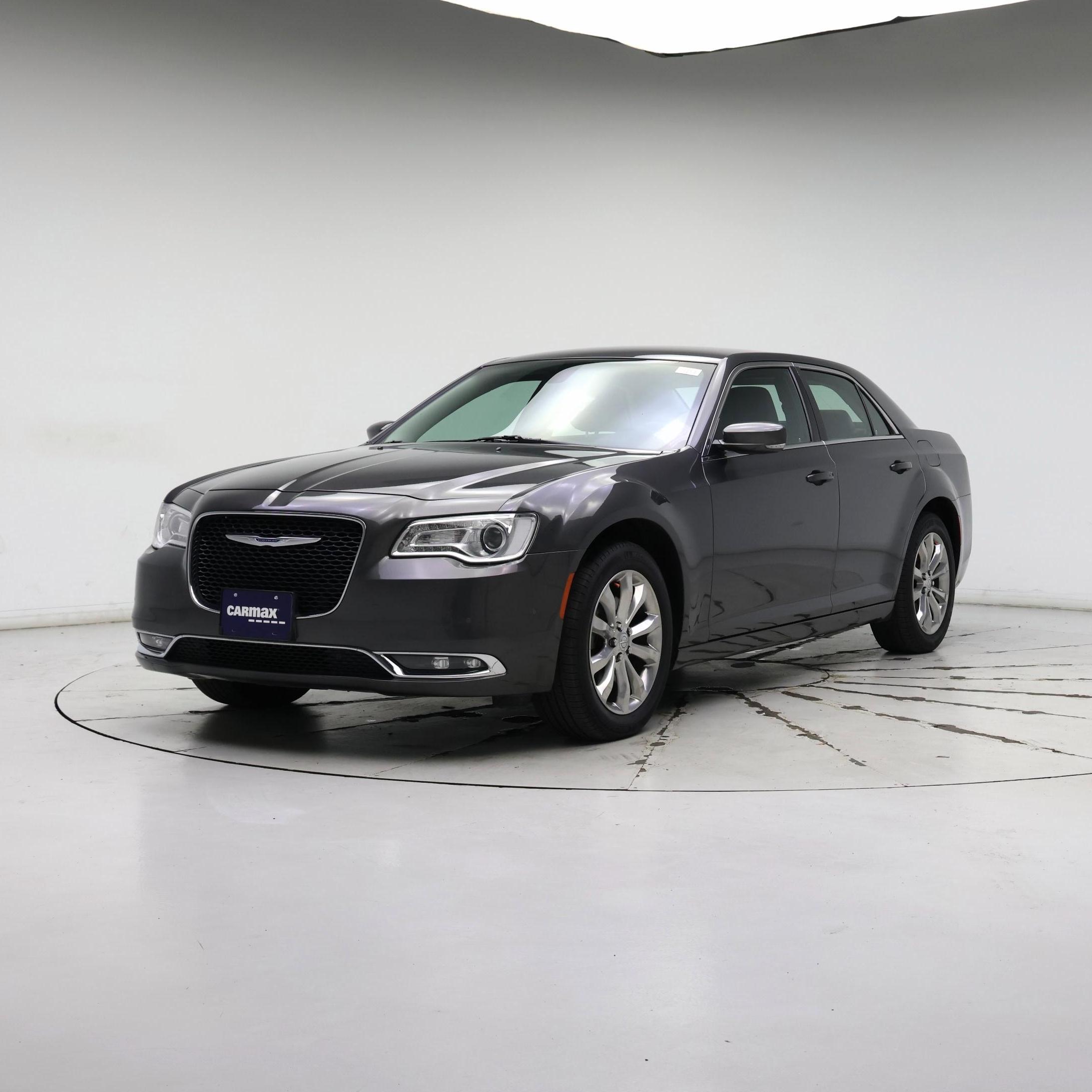 Thumbnail: 2021 Chrysler 300 - 4