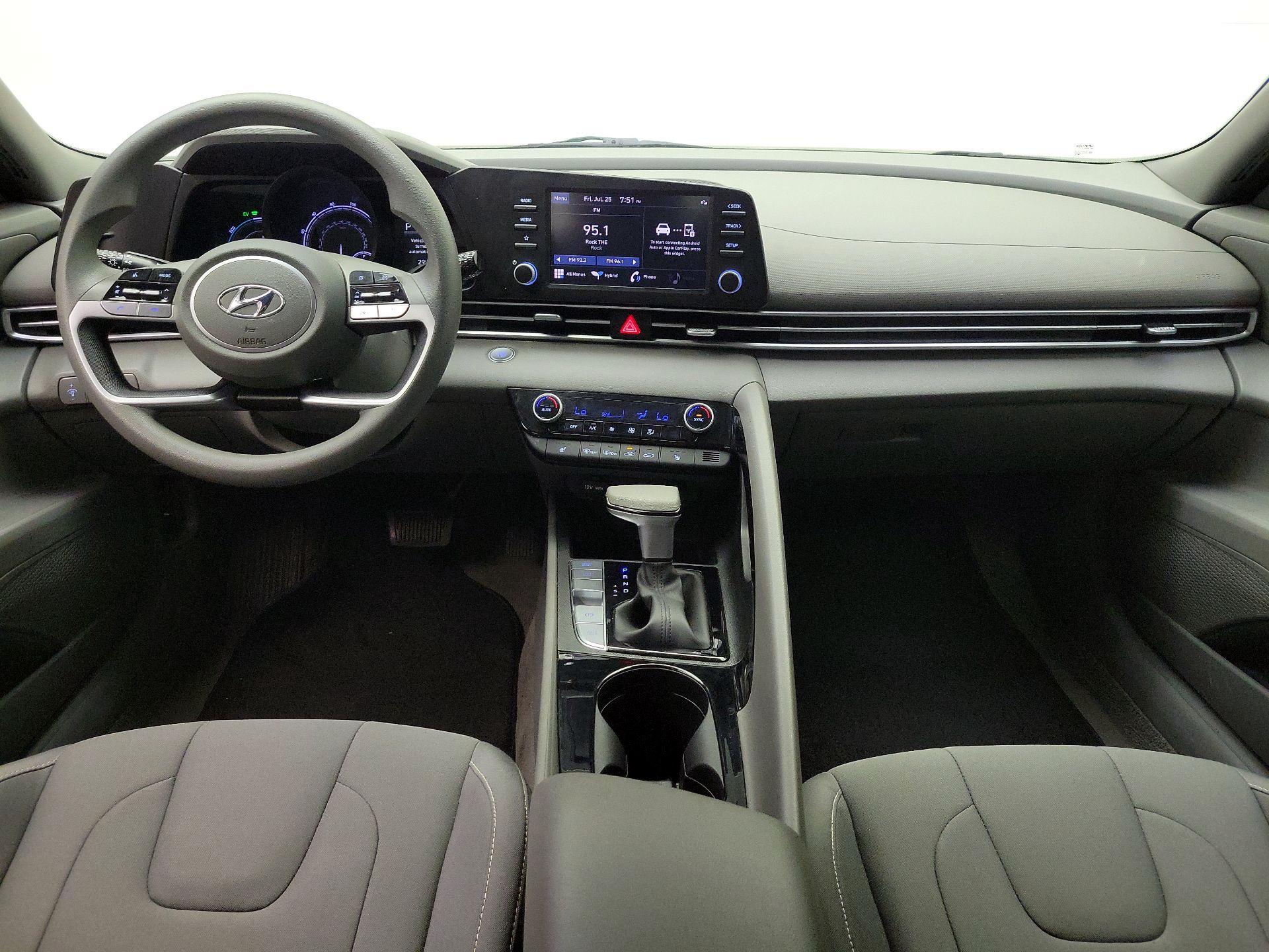 Thumbnail: 2023 Hyundai Elantra - 9