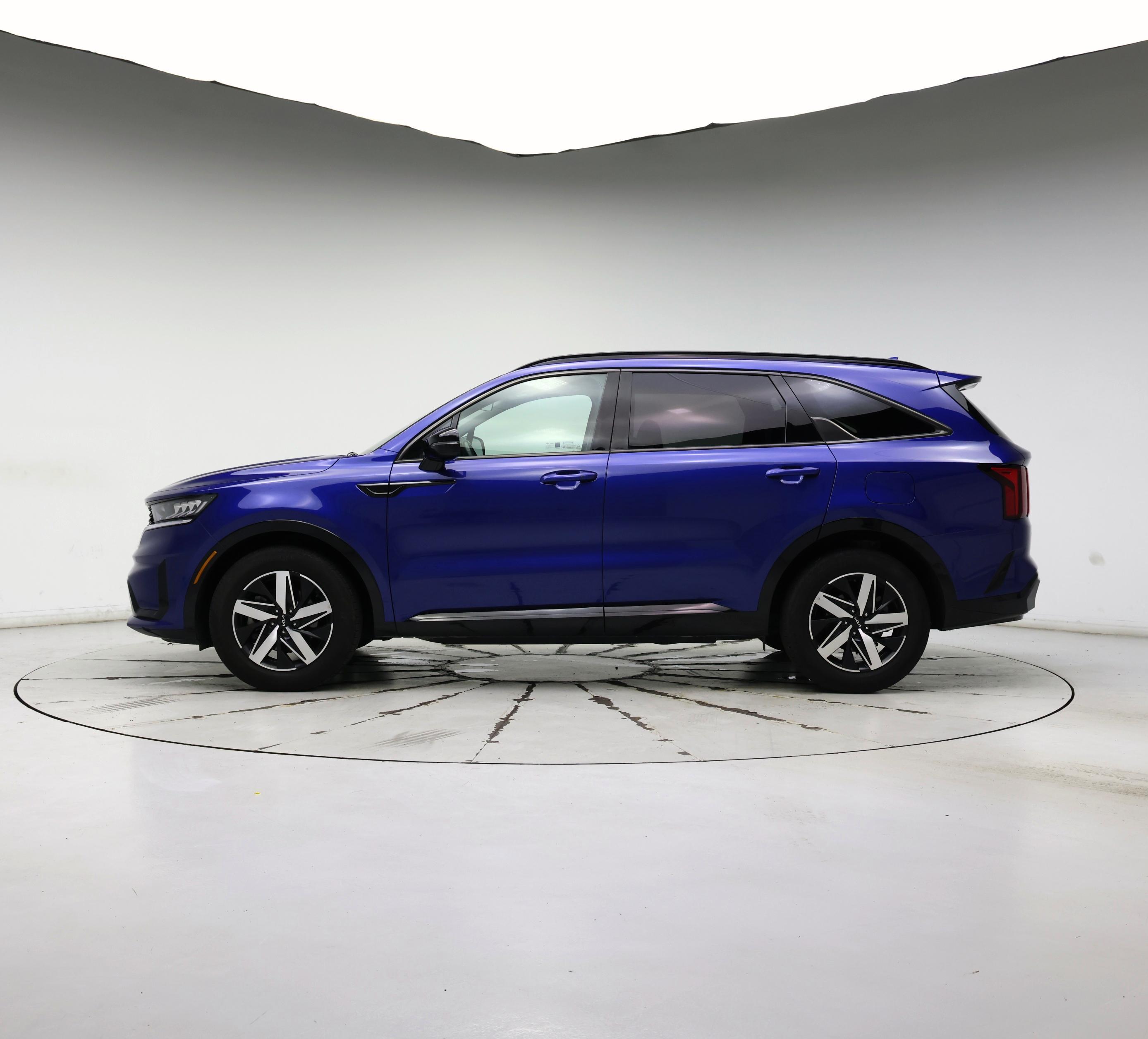 Thumbnail: 2023 Kia Sorento - 3