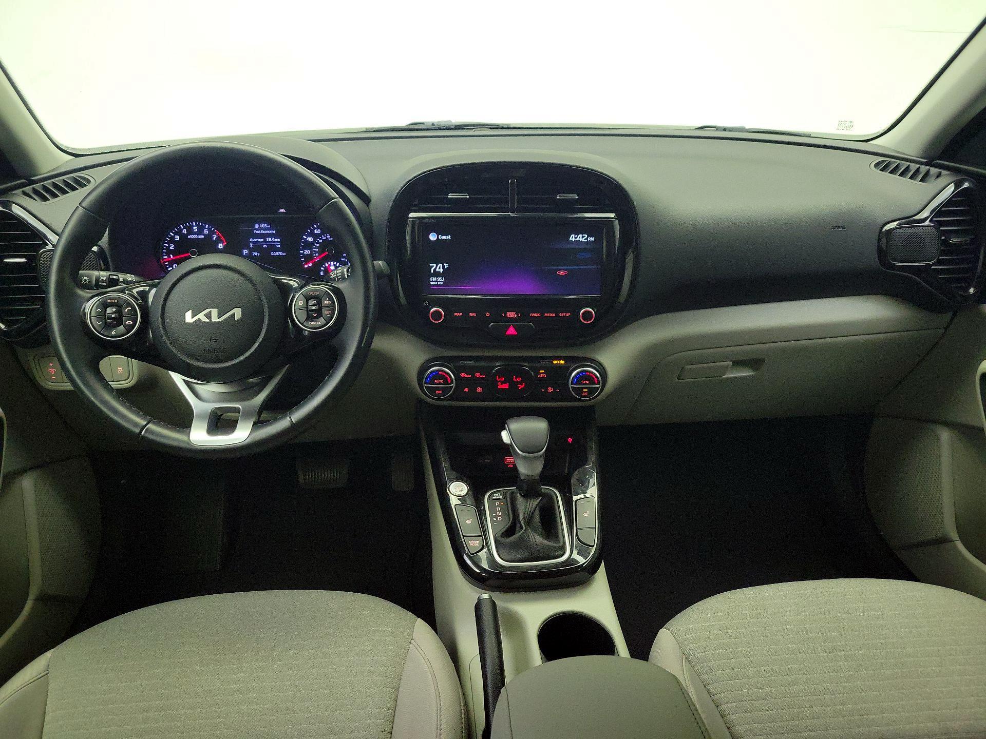 Thumbnail: 2022 Kia Soul - 9