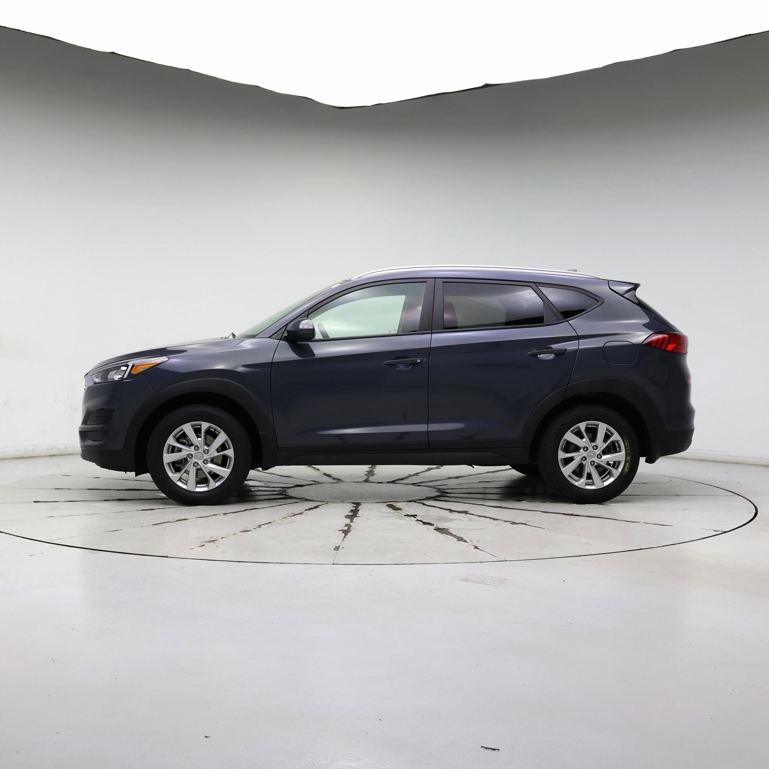Thumbnail: 2021 Hyundai Tucson - 3