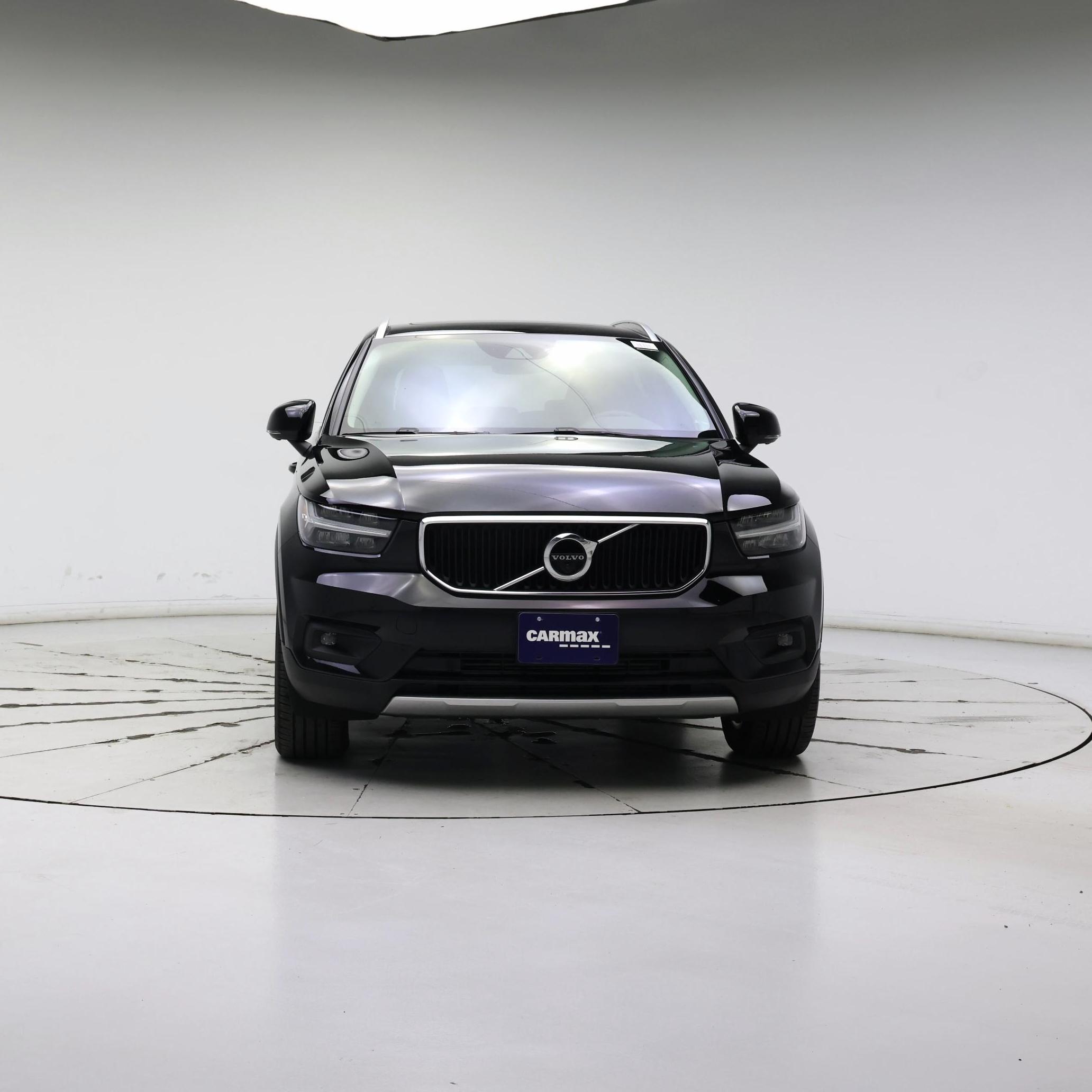 Thumbnail: 2022 Volvo XC40 - 5