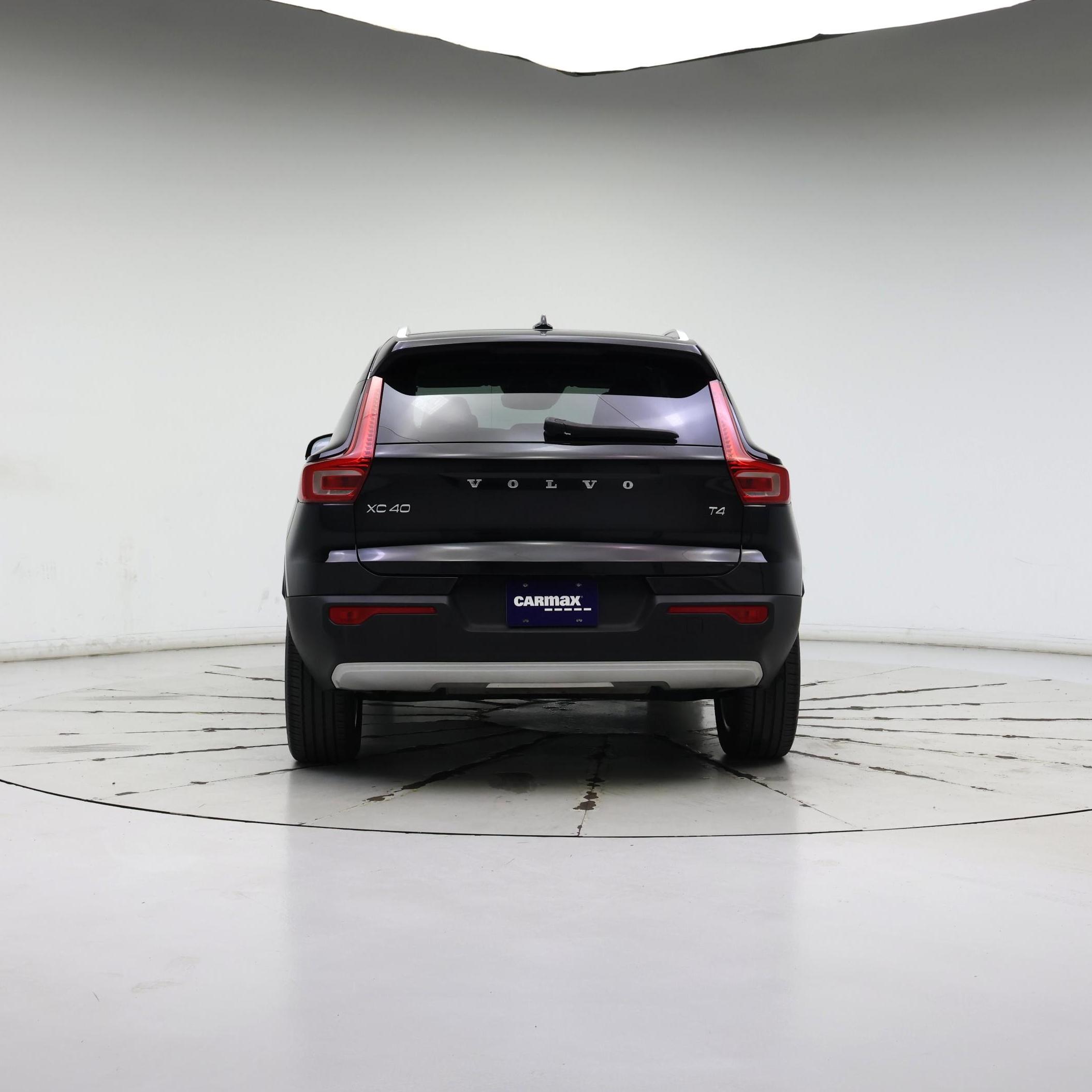 Thumbnail: 2022 Volvo XC40 - 6