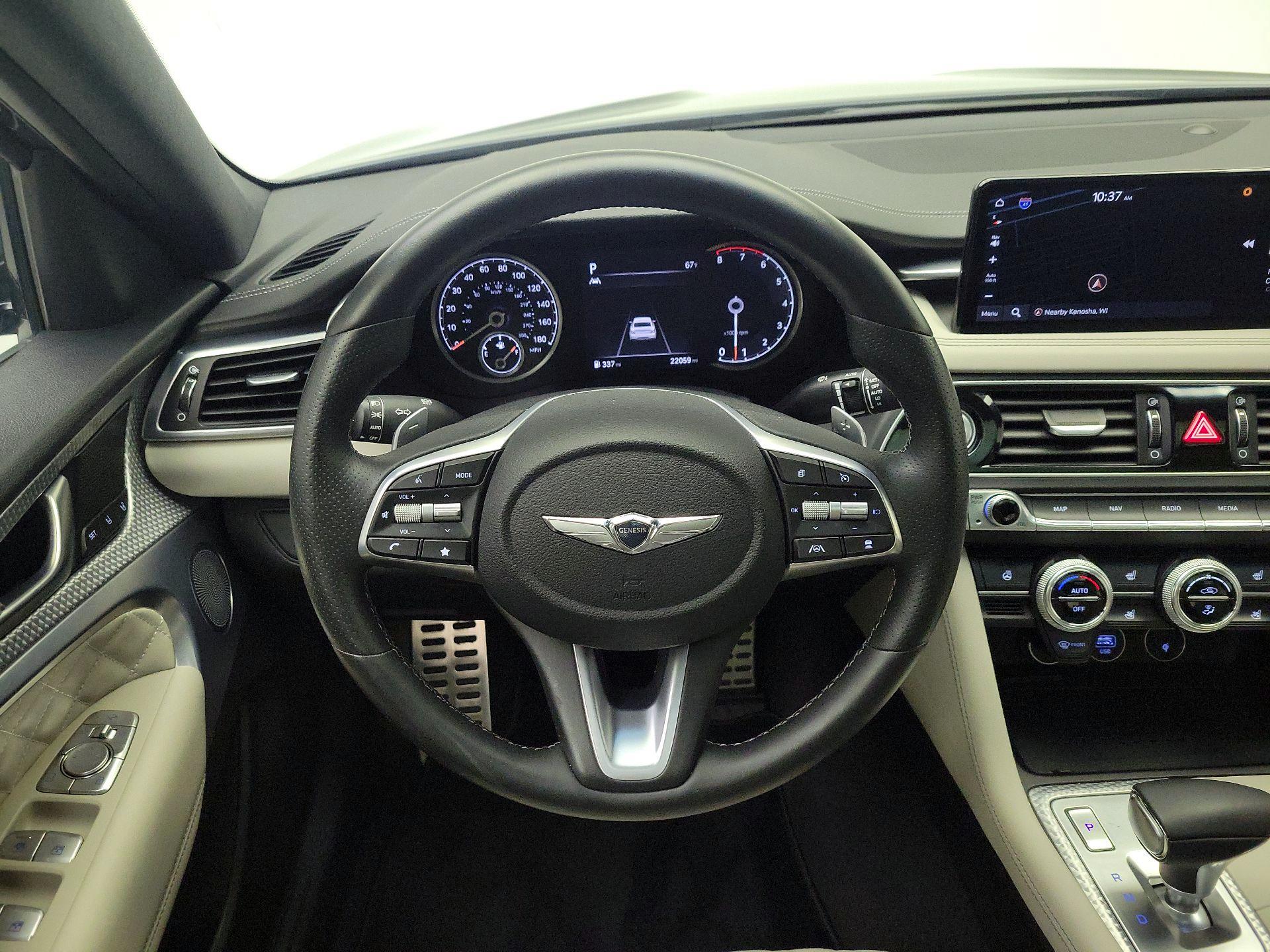 Thumbnail: 2022 Genesis G70 - 10