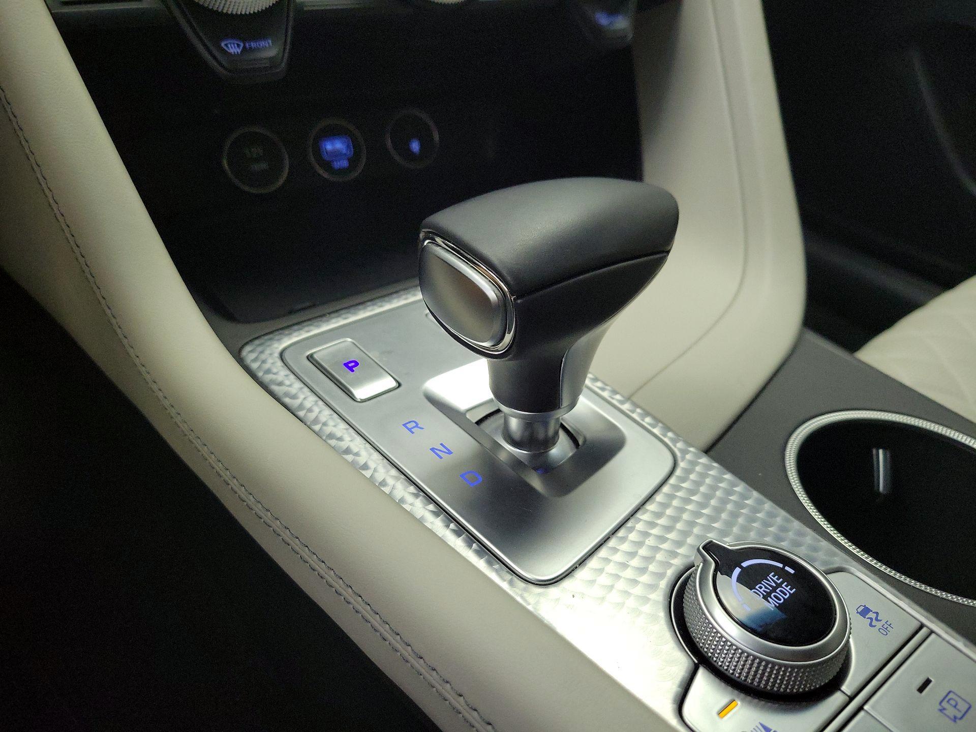 Thumbnail: 2022 Genesis G70 - 18