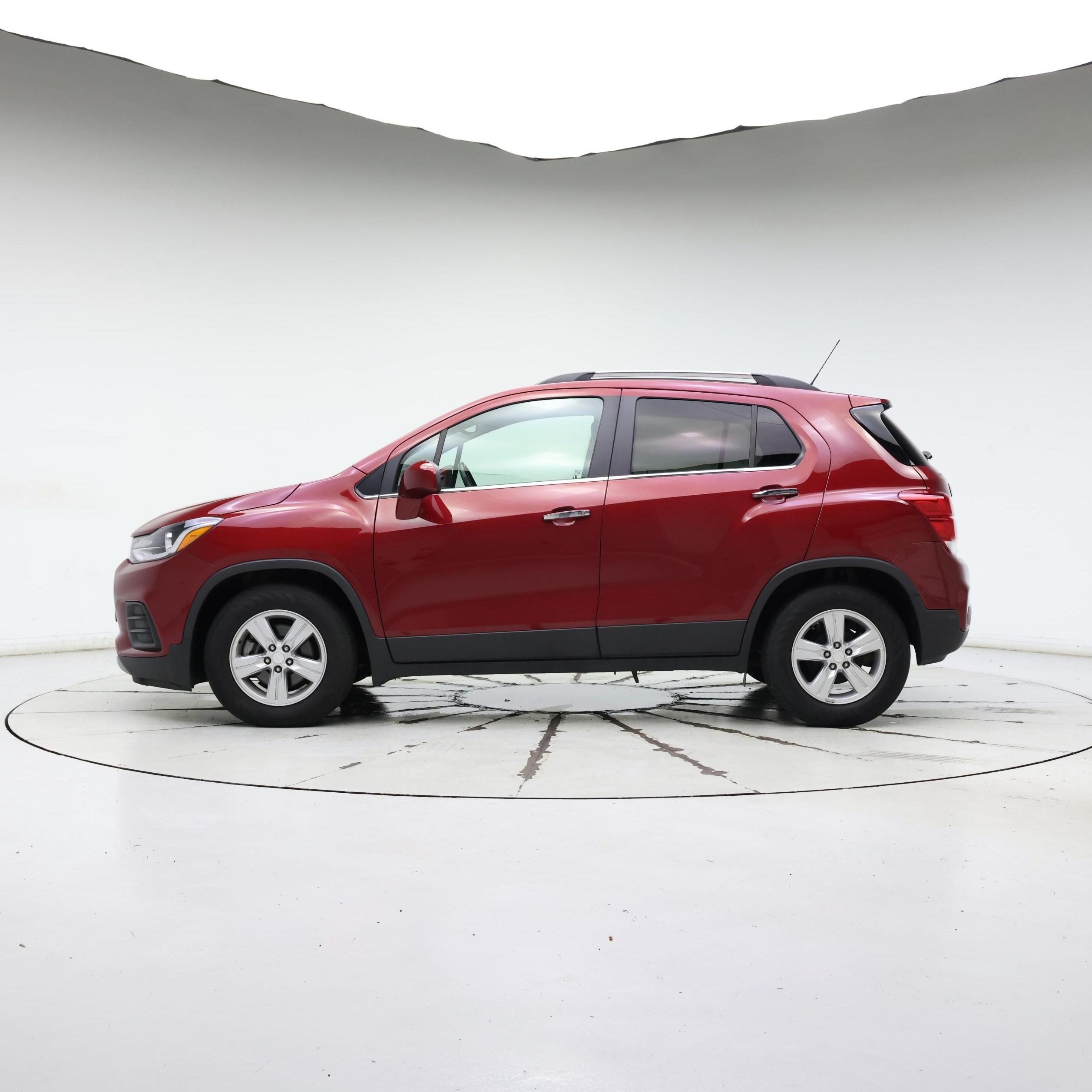 Thumbnail: 2020 Chevrolet Trax - 3