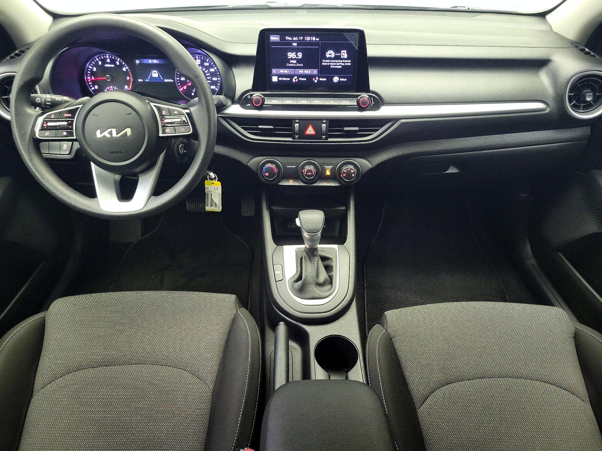 Thumbnail: 2023 Kia Forte - 9