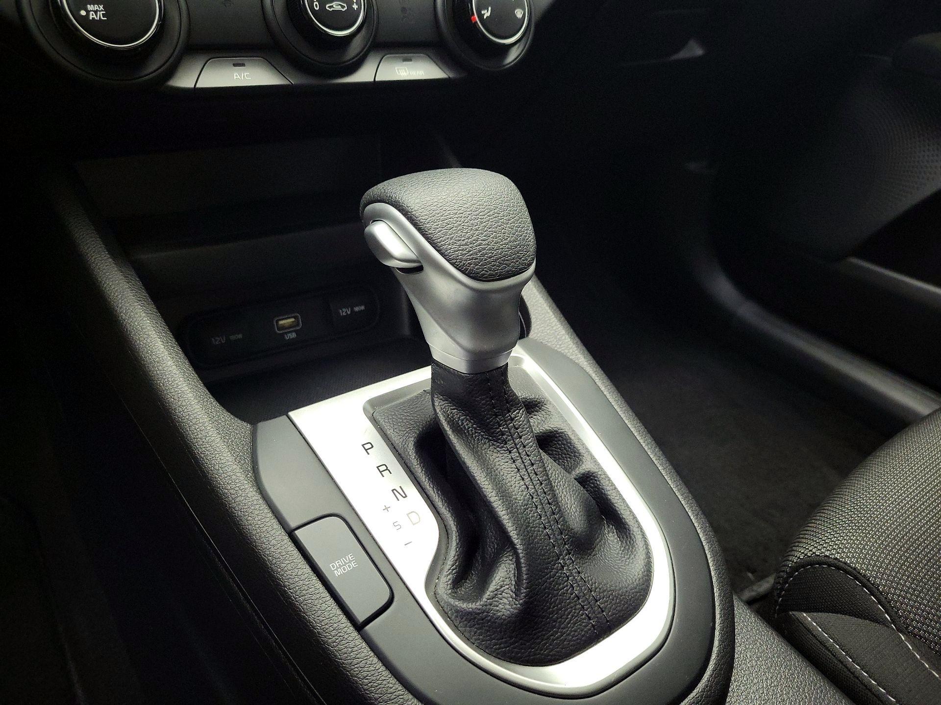 Thumbnail: 2023 Kia Forte - 17