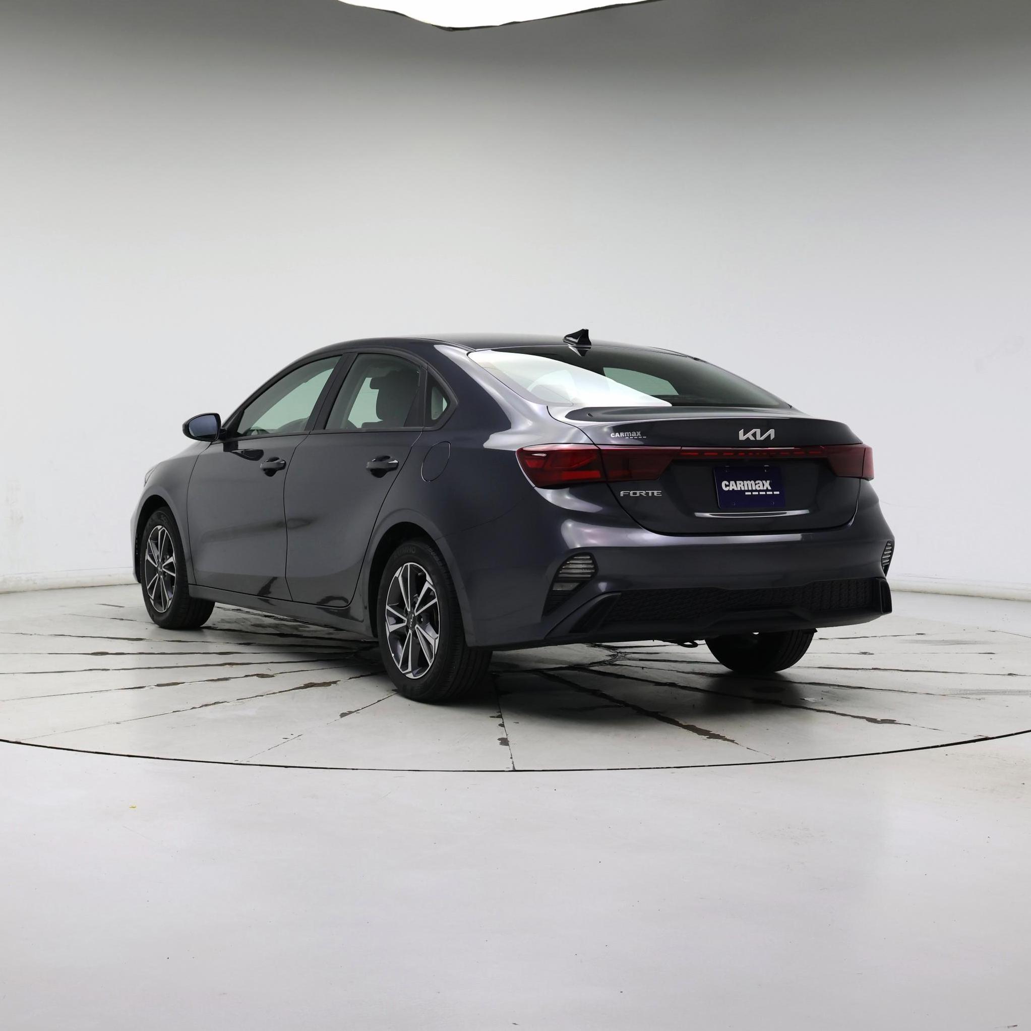 Thumbnail: 2023 Kia Forte - 2