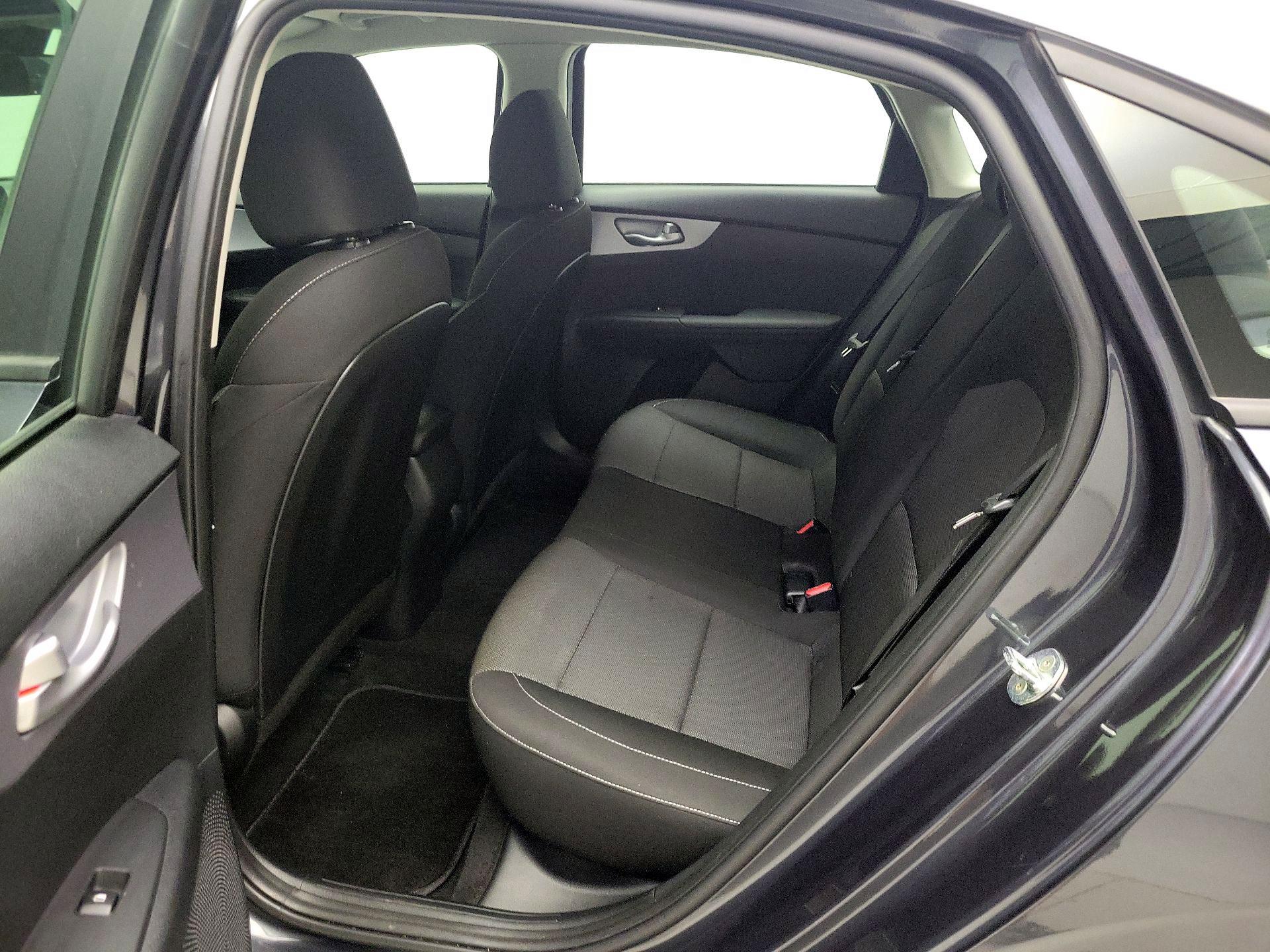 Thumbnail: 2023 Kia Forte - 19