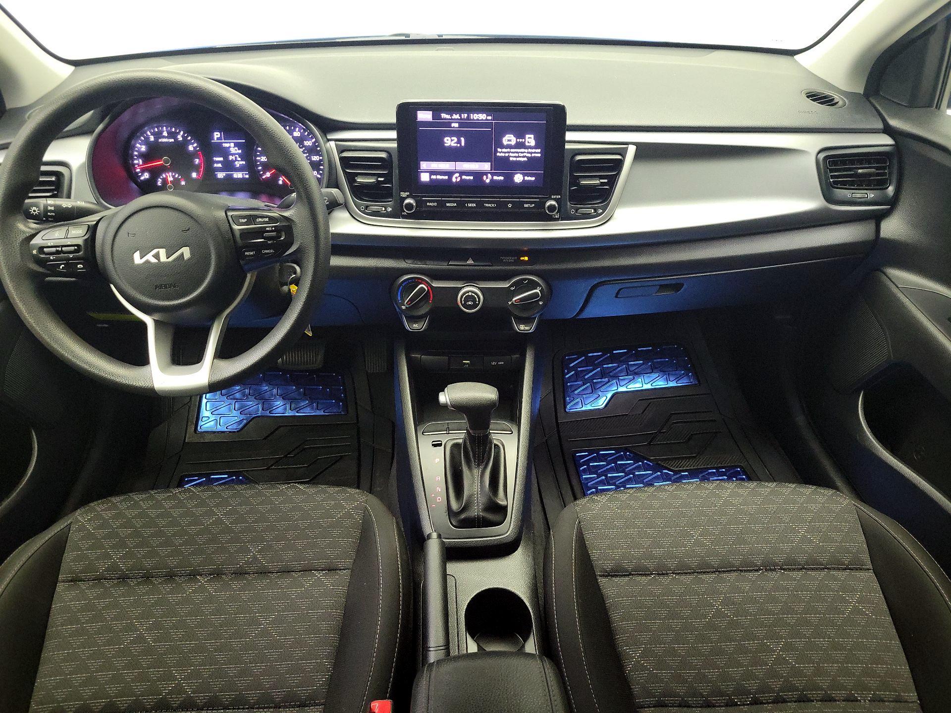 Thumbnail: 2023 Kia Rio - 9