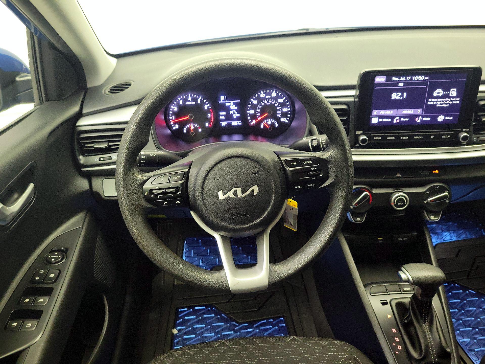 Thumbnail: 2023 Kia Rio - 10