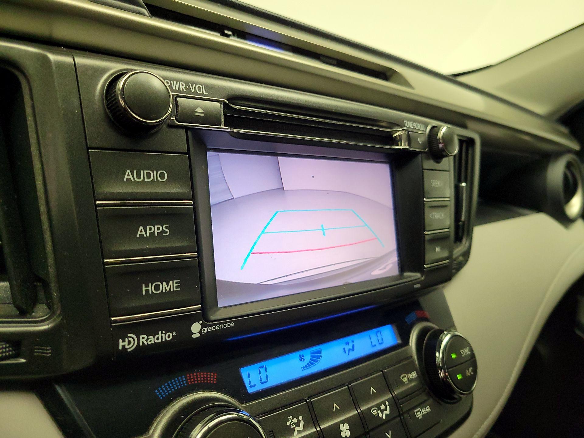 Thumbnail: 2015 Toyota RAV4 - 14