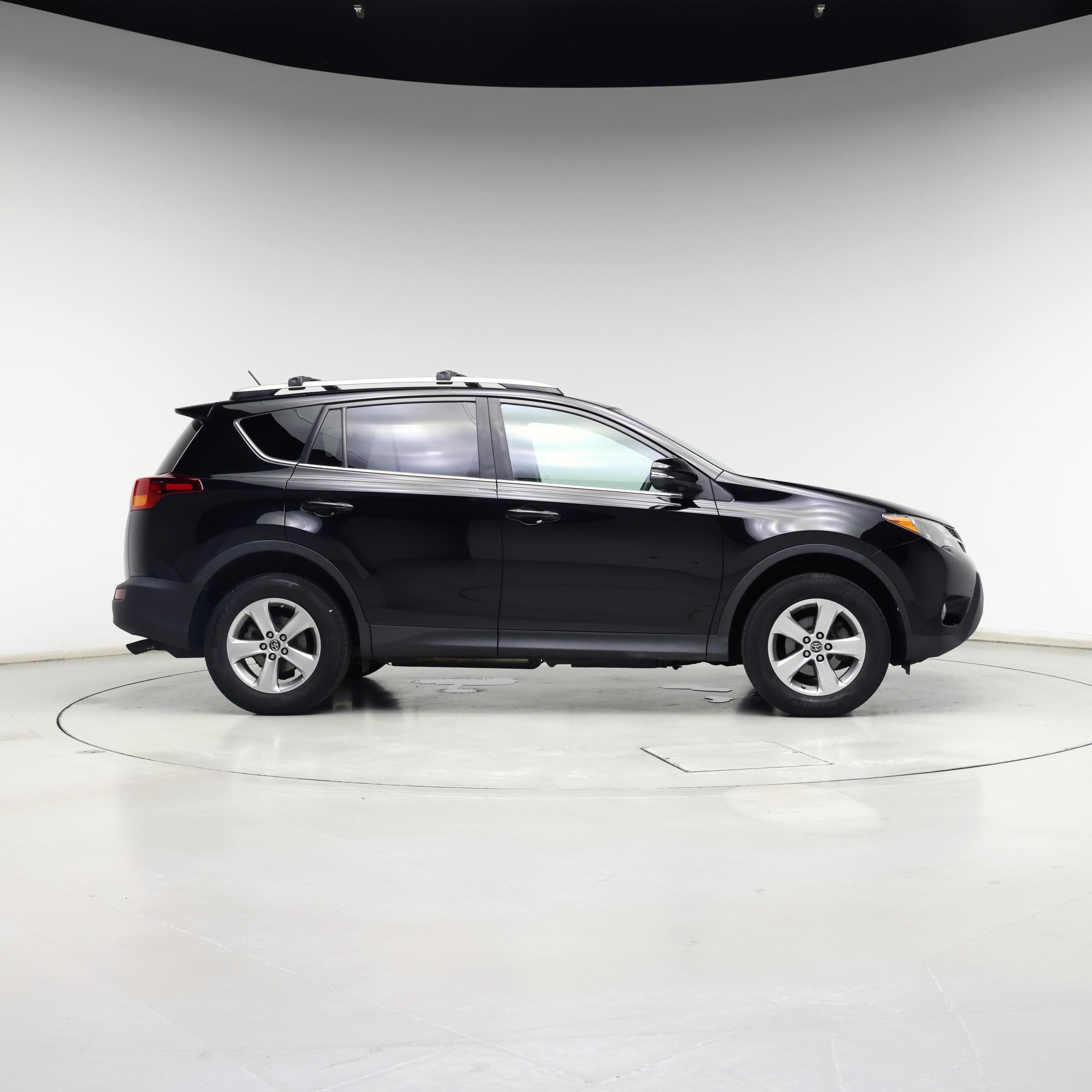 Thumbnail: 2015 Toyota RAV4 - 7