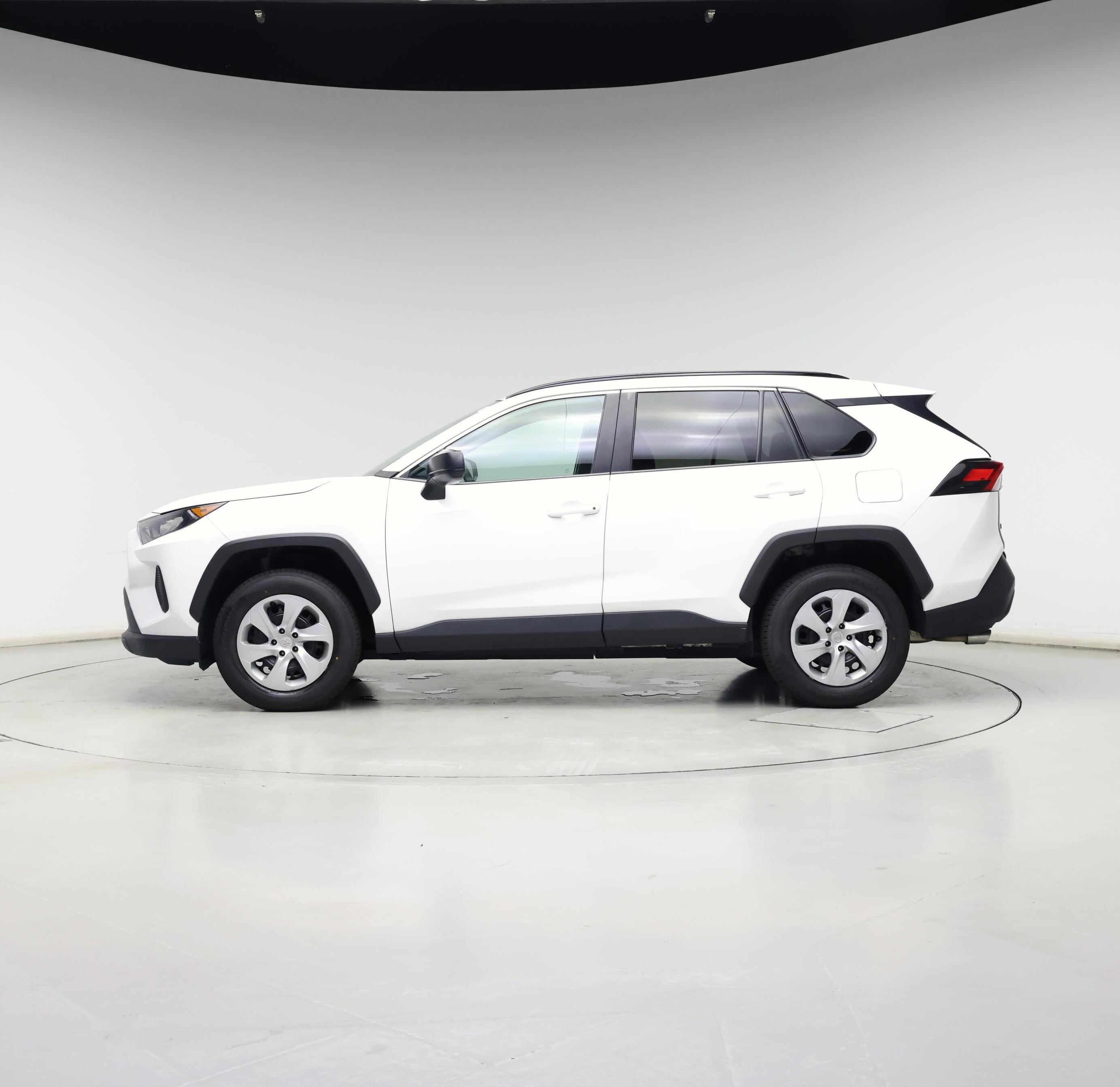 Thumbnail: 2021 Toyota RAV4 - 3