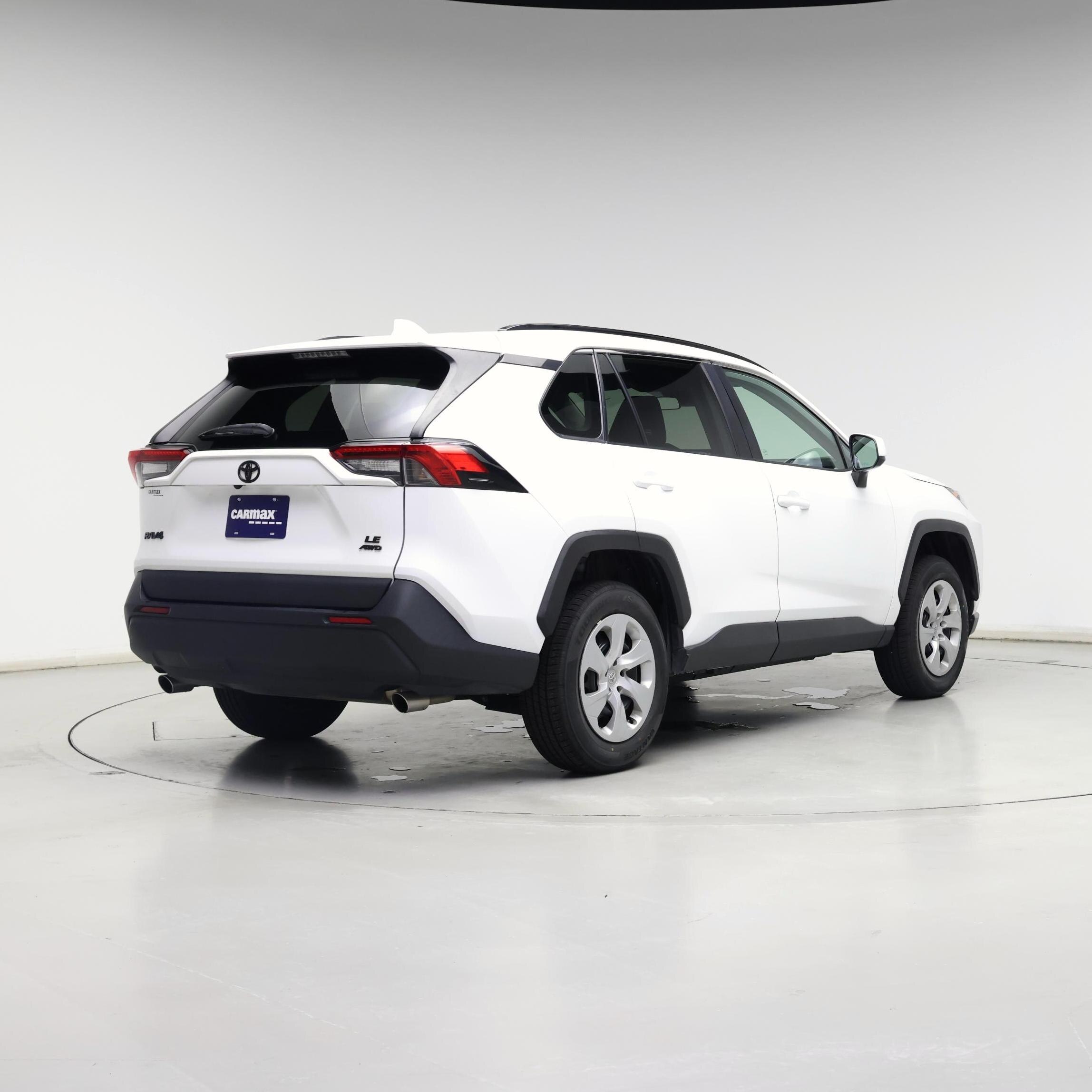 Thumbnail: 2021 Toyota RAV4 - 8