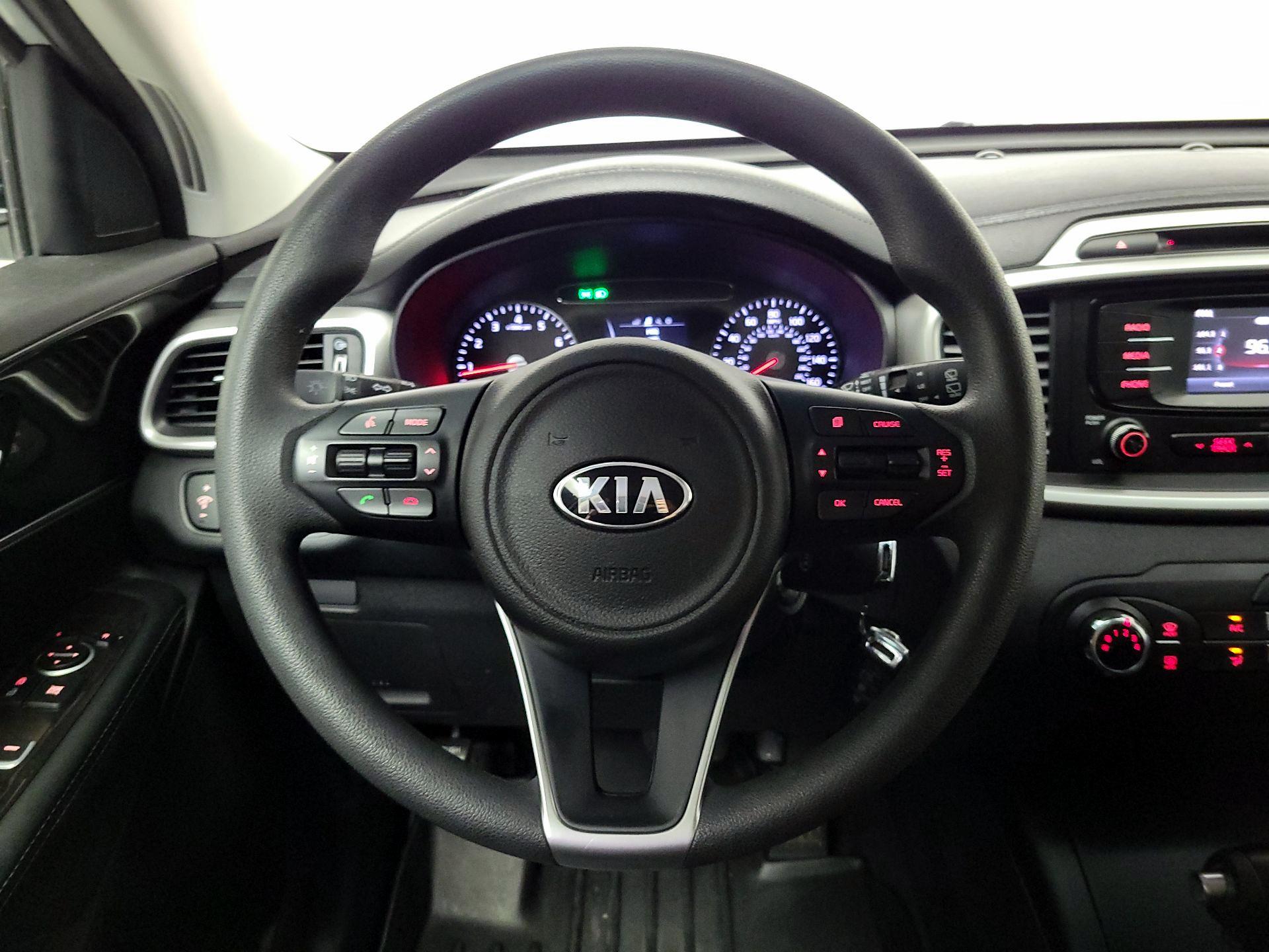 Thumbnail: 2018 Kia Sorento - 10