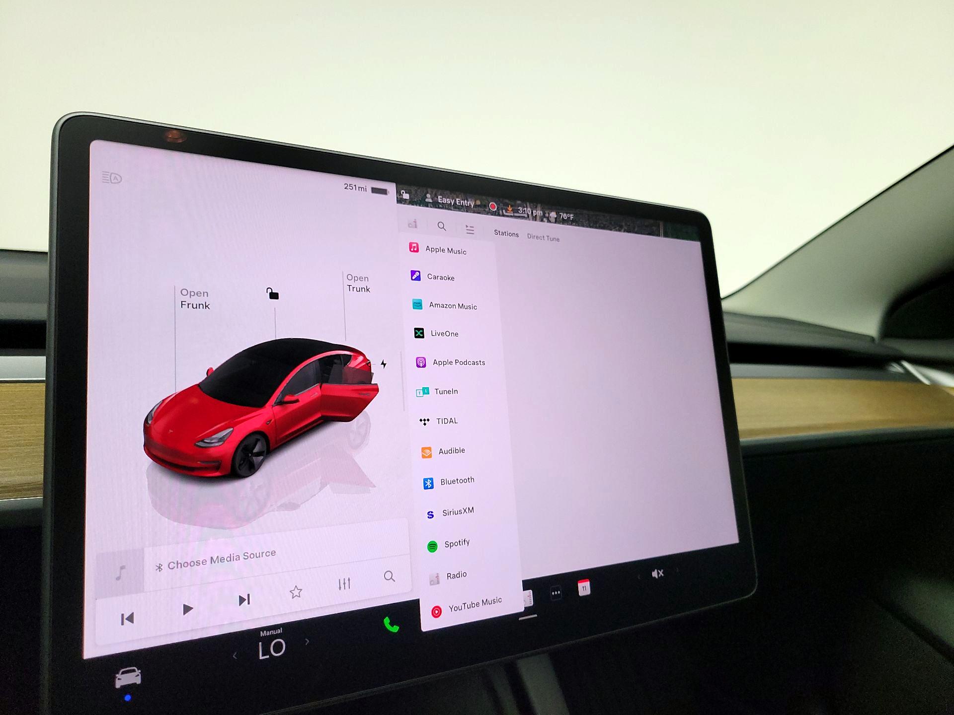 Thumbnail: 2023 Tesla Model 3 - 15