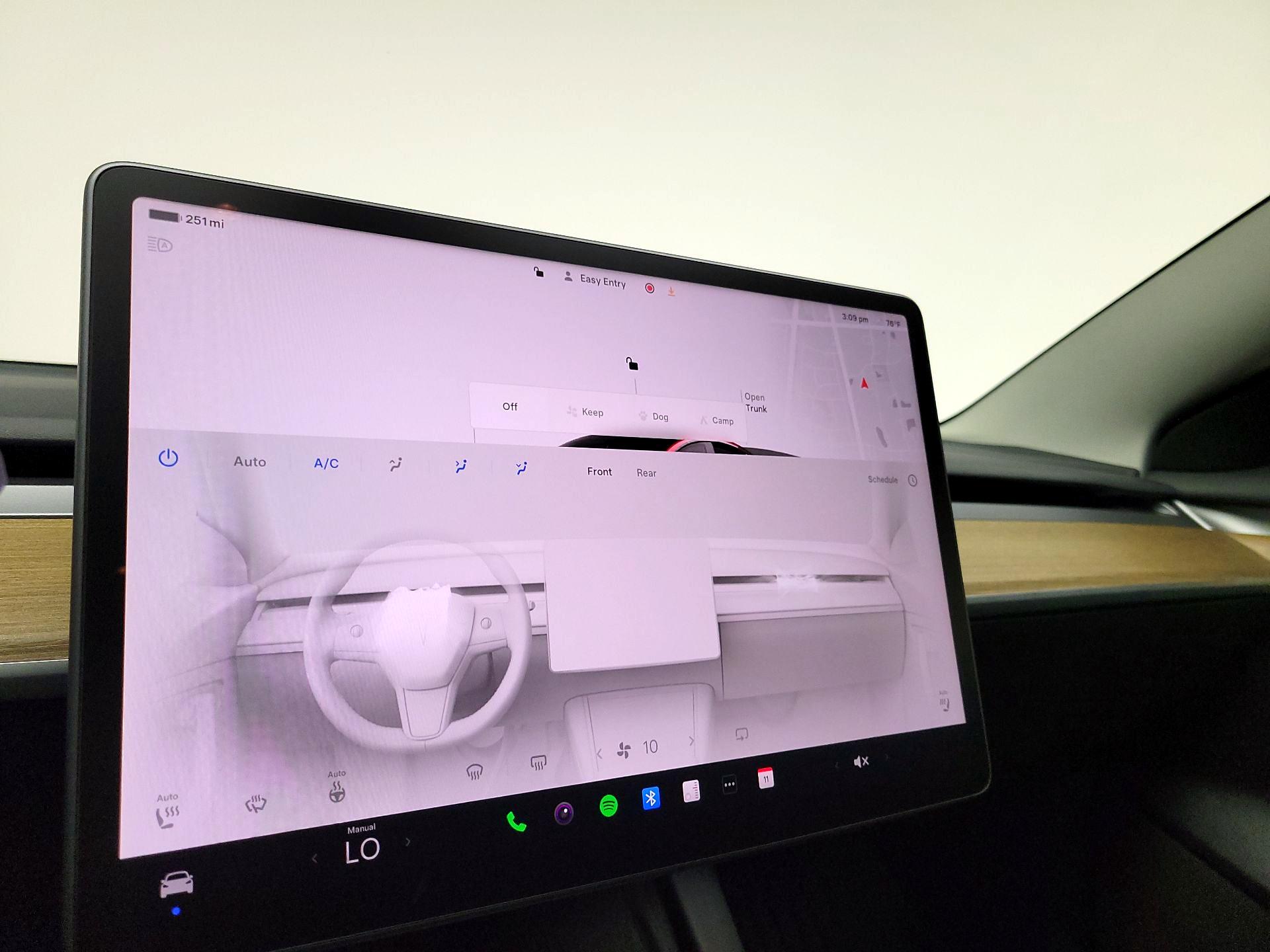 Thumbnail: 2023 Tesla Model 3 - 16