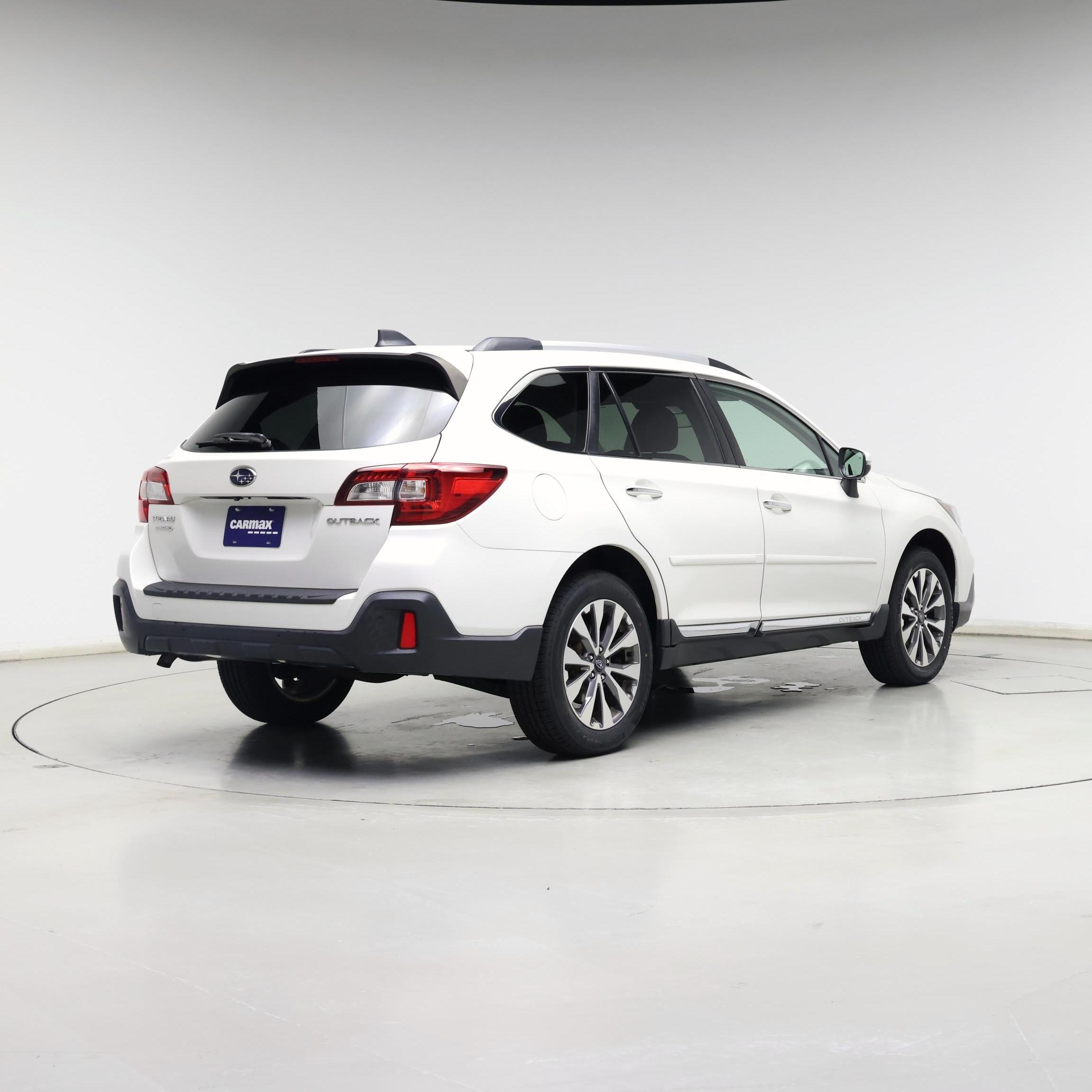Thumbnail: 2018 Subaru Outback - 8
