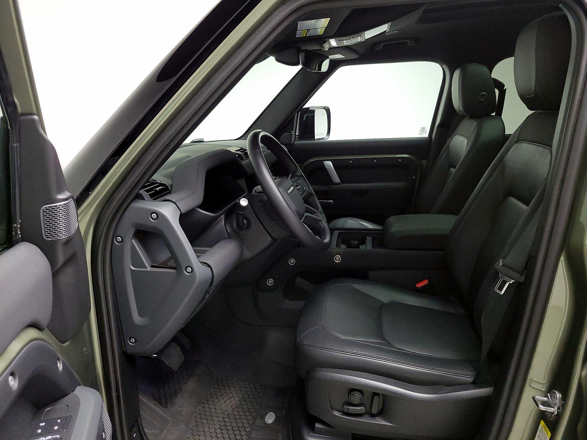 Thumbnail: 2023 Land Rover Defender - 11