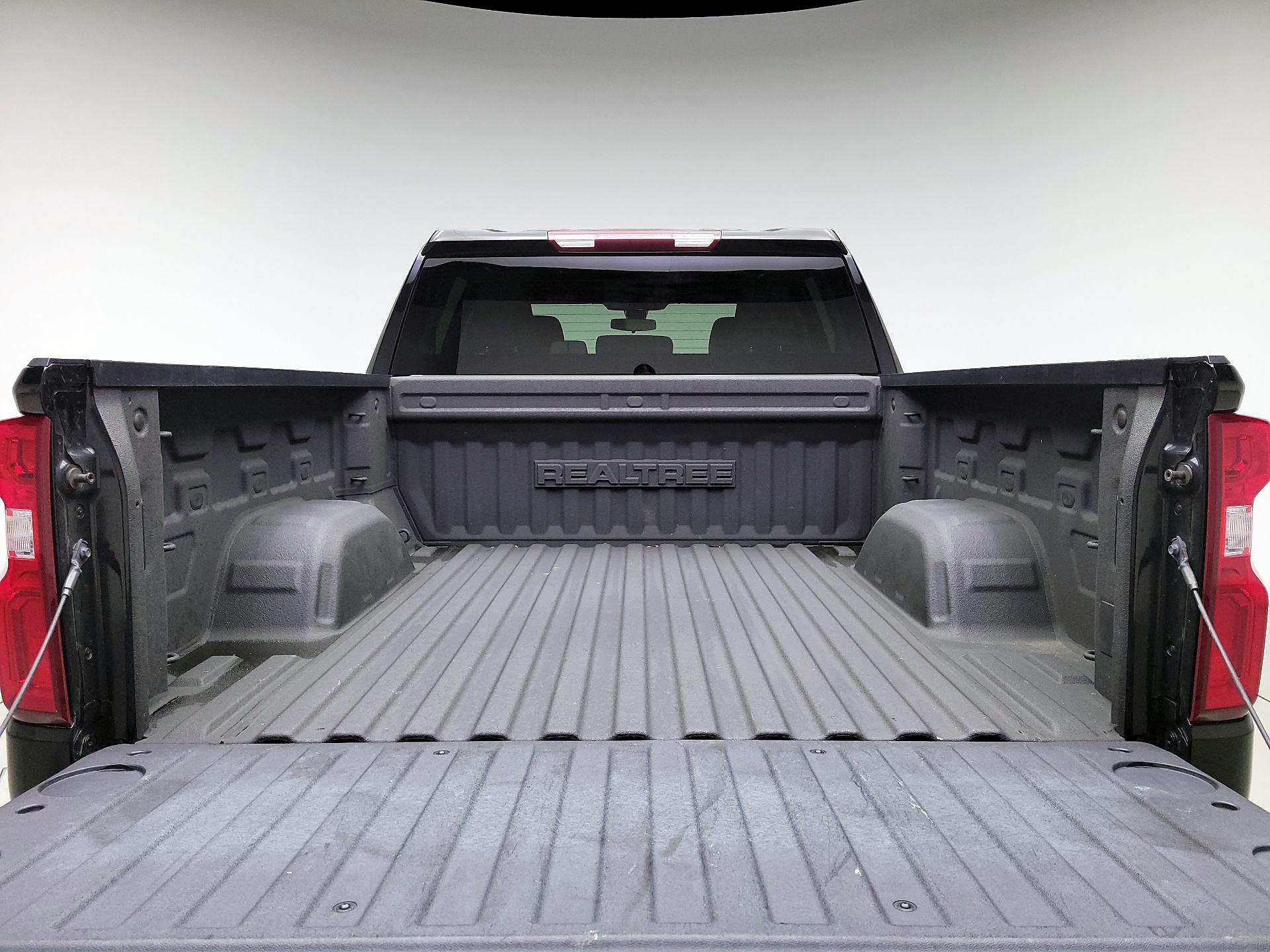 Thumbnail: 2021 Chevrolet Silverado 1500 - 20