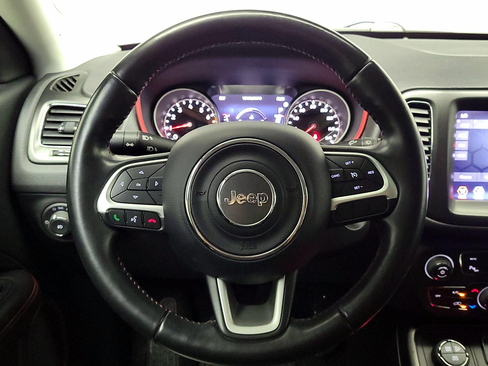 Thumbnail: 2019 Jeep Compass - 10