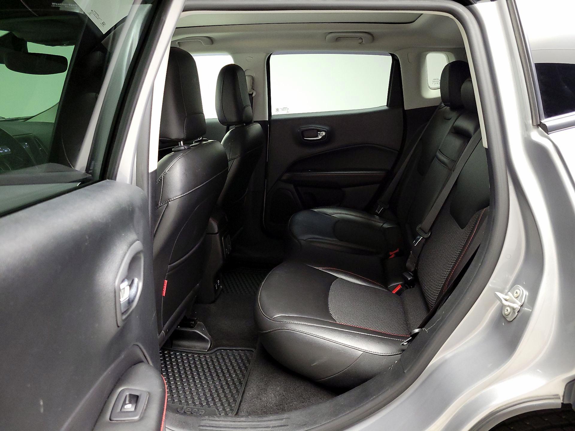 Thumbnail: 2019 Jeep Compass - 20