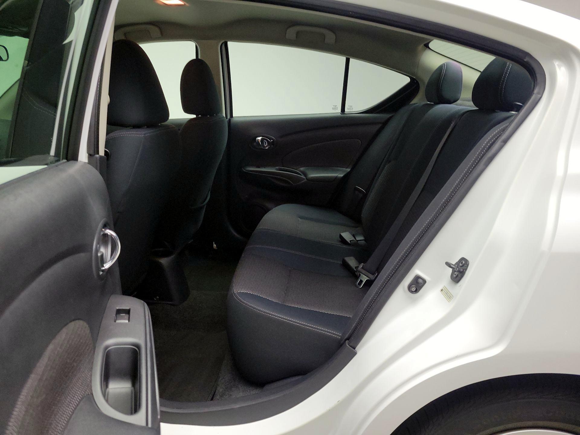 Thumbnail: 2016 Nissan Versa - 18