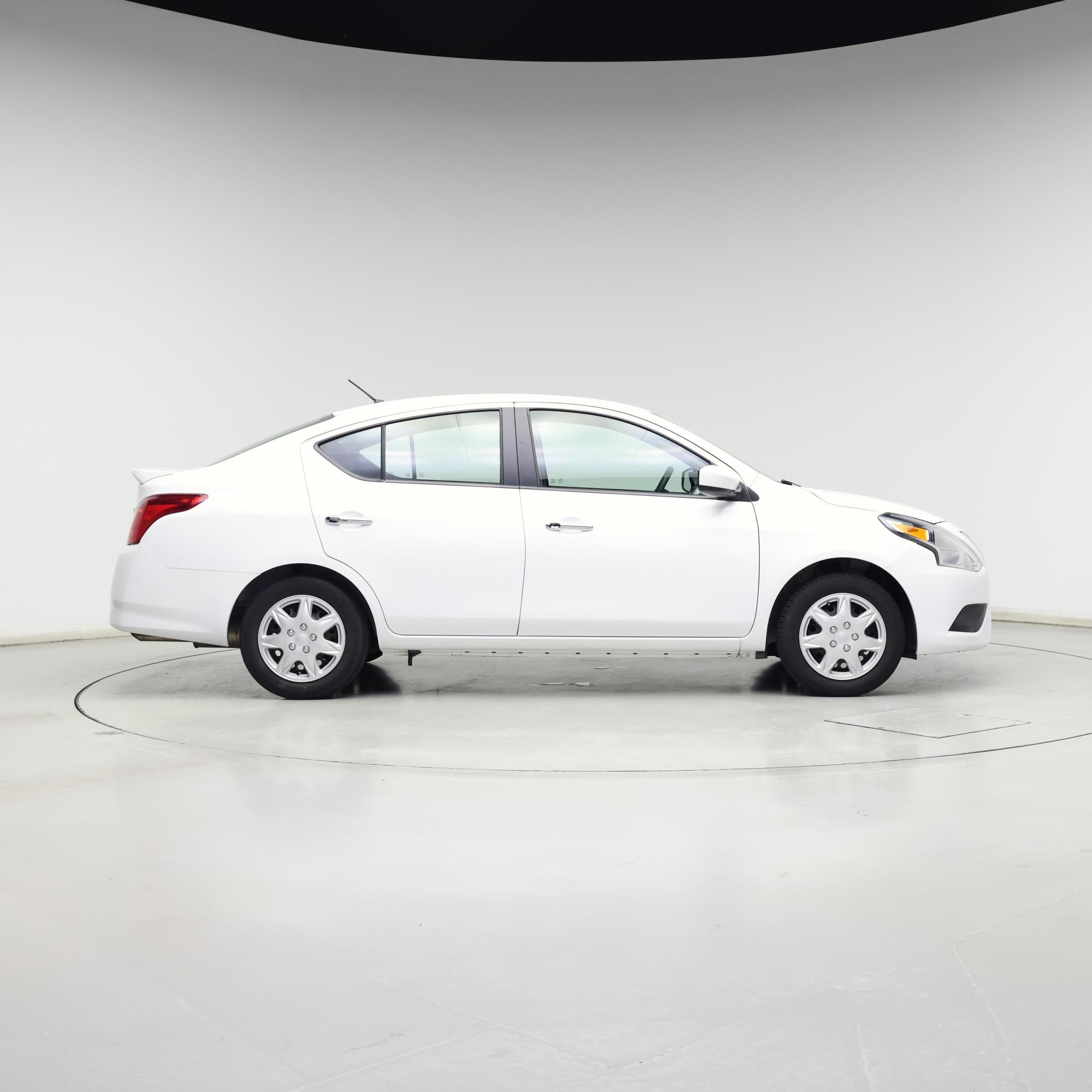 Thumbnail: 2016 Nissan Versa - 7